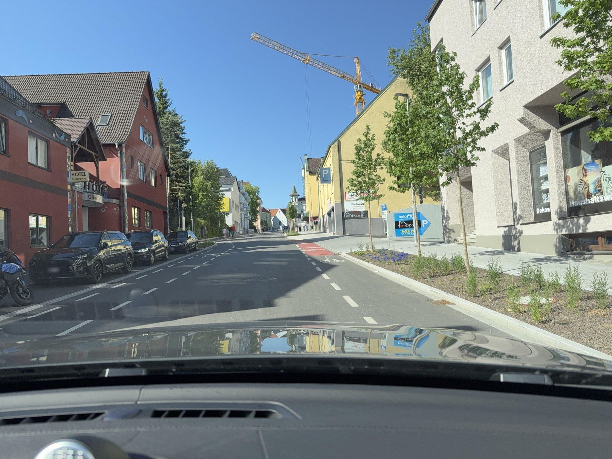 Street view near Günzburg City, Günzburg — © heetENkoel (CC BY-SA · Mapillary)