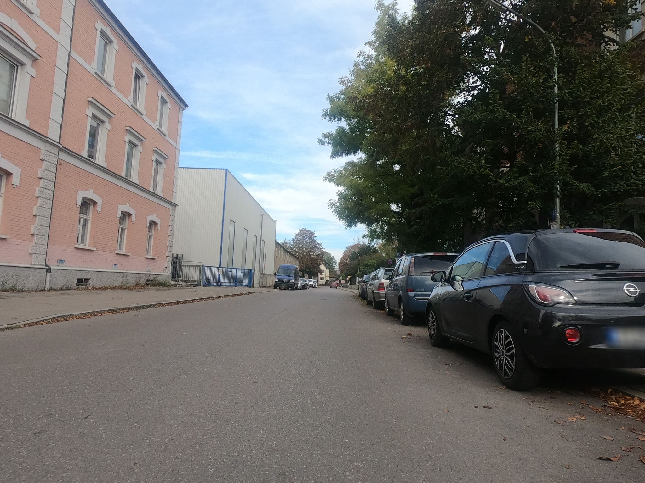 Street view near Pension-Ferienwohnung Schupp, Augsburg — © ascomycota (CC BY-SA · Mapillary)