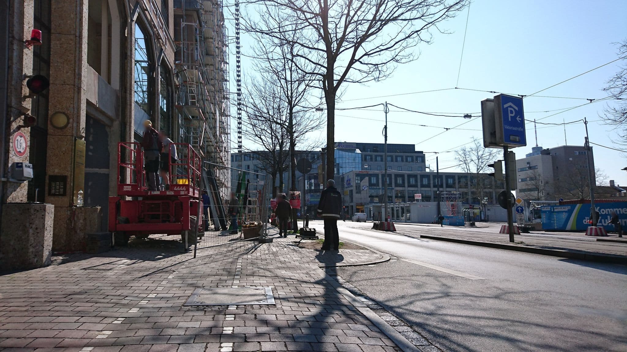 Street view near Privat Hotel Riegele, Augsburg — © msdess (CC BY-SA · Mapillary)