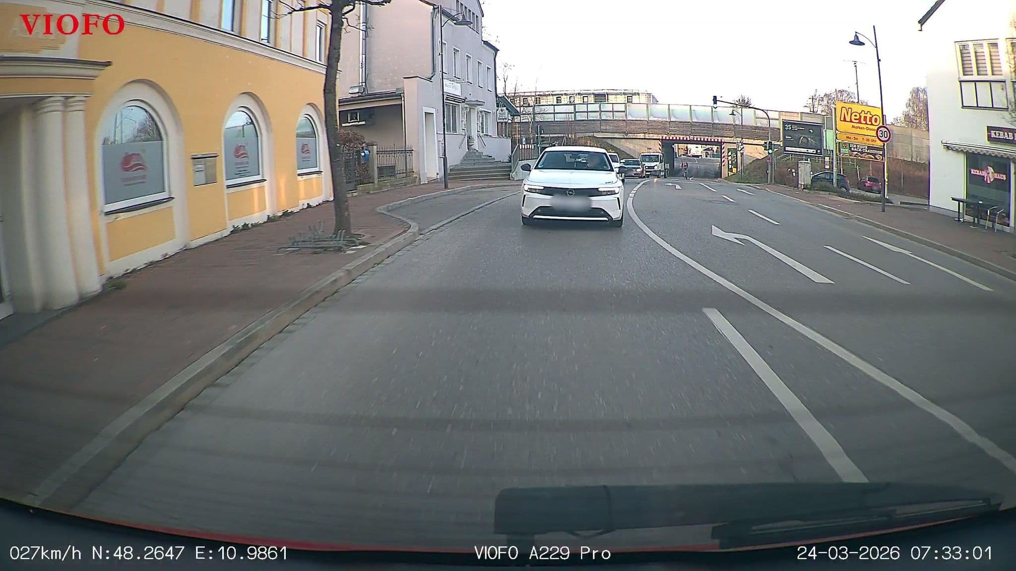Street view near Schlosswirt Gasthaus & Hotel Bader, Max, Mering — © toaskoas (CC BY-SA · Mapillary)