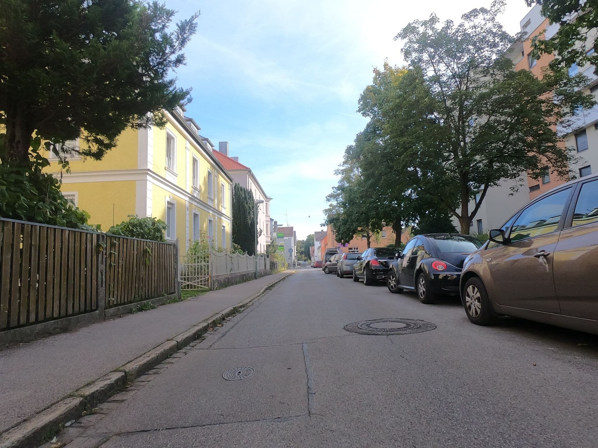 Street view near Ferienwohnung Pfersee mit Terasse, Augsburg — © ascomycota (CC BY-SA · Mapillary)