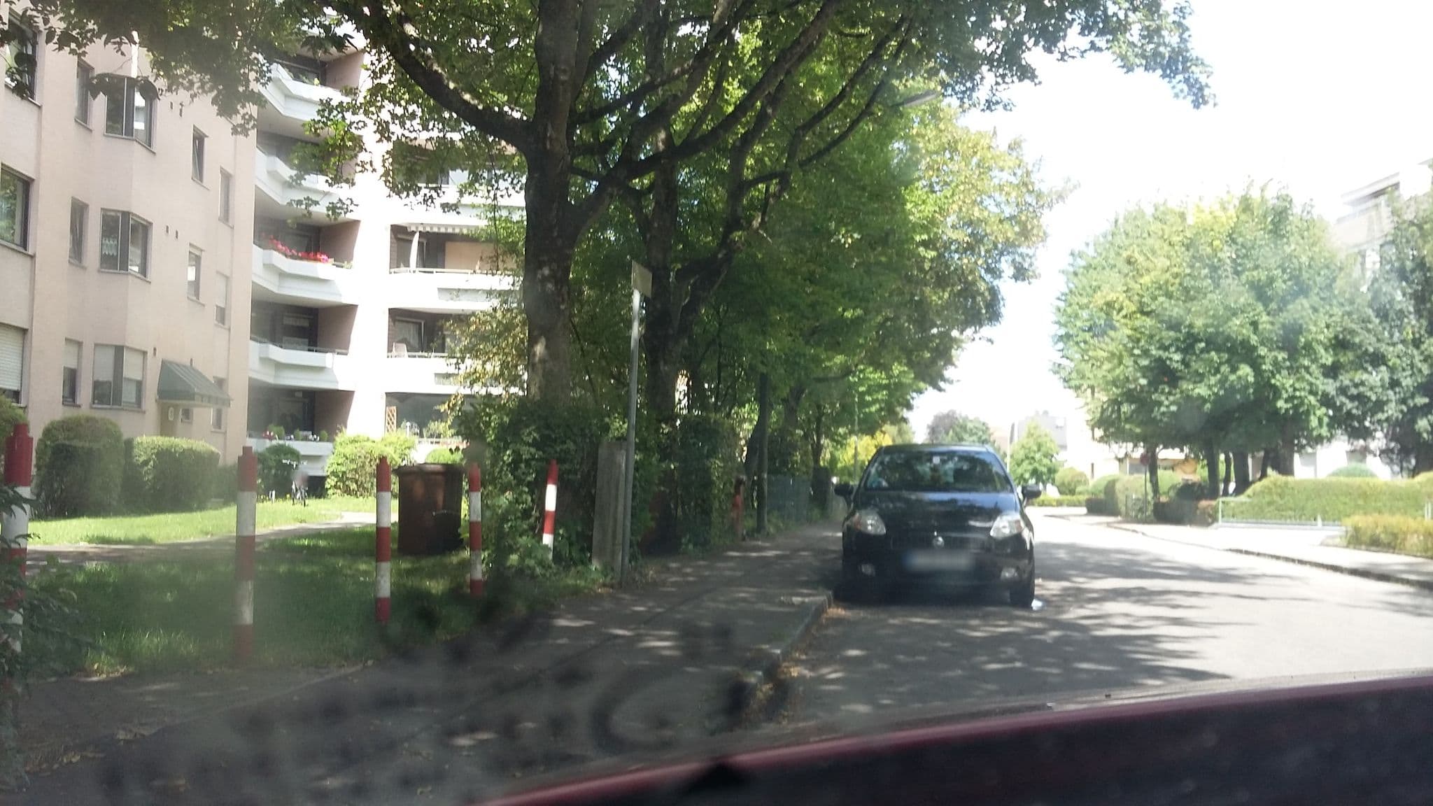 Street view near Apartment an der Messe Augsburg, Augsburg — © maturion (CC BY-SA · Mapillary)