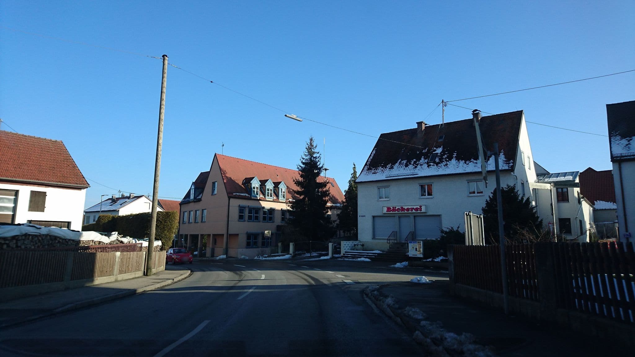 Street view near Hartl's Landgasthof, Gablingen — © msdess (CC BY-SA · Mapillary)