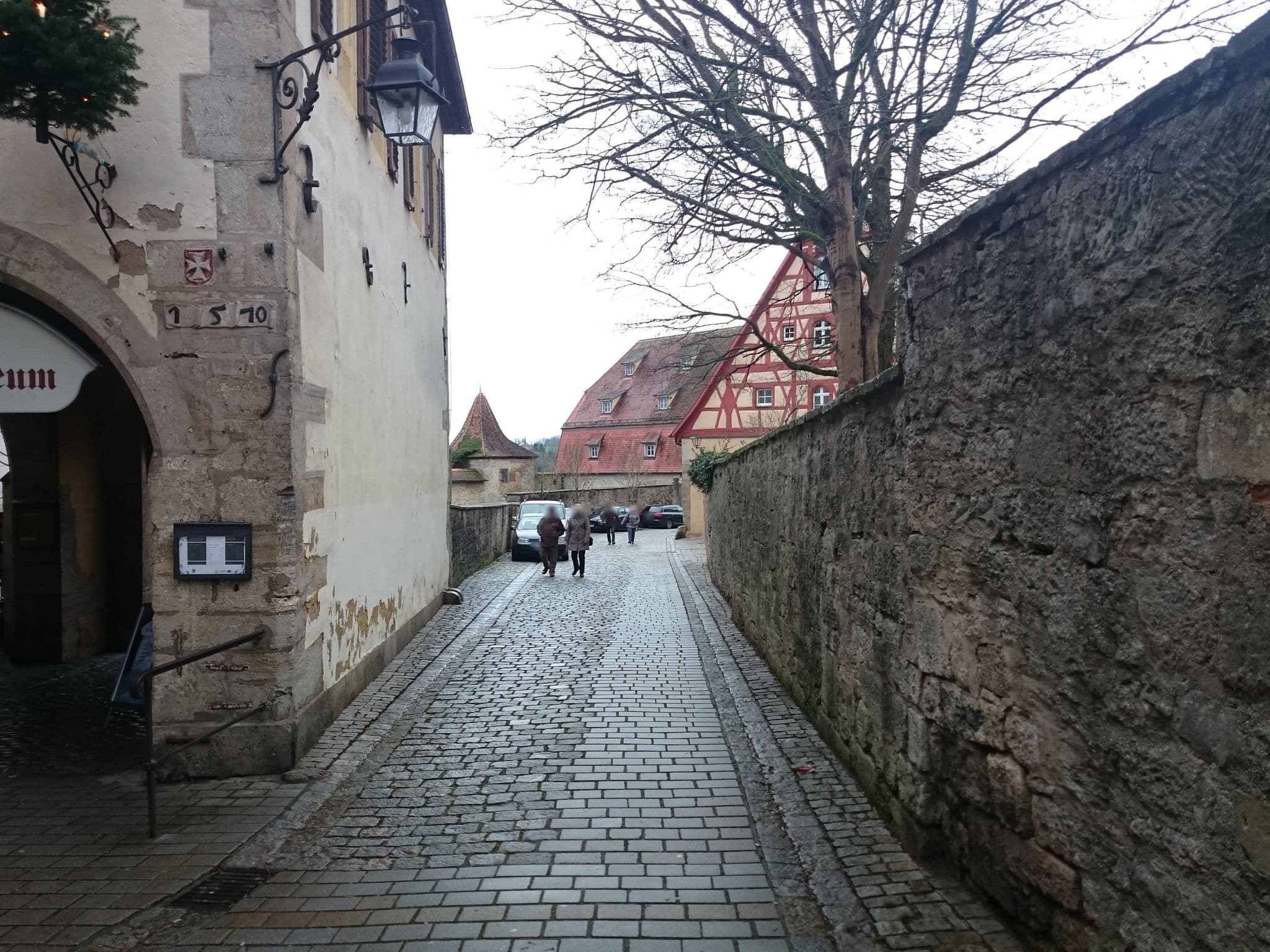 Street view near Biohotel zum Bären, Rothenburg ob der Tauber — © versat (CC BY-SA · Mapillary)