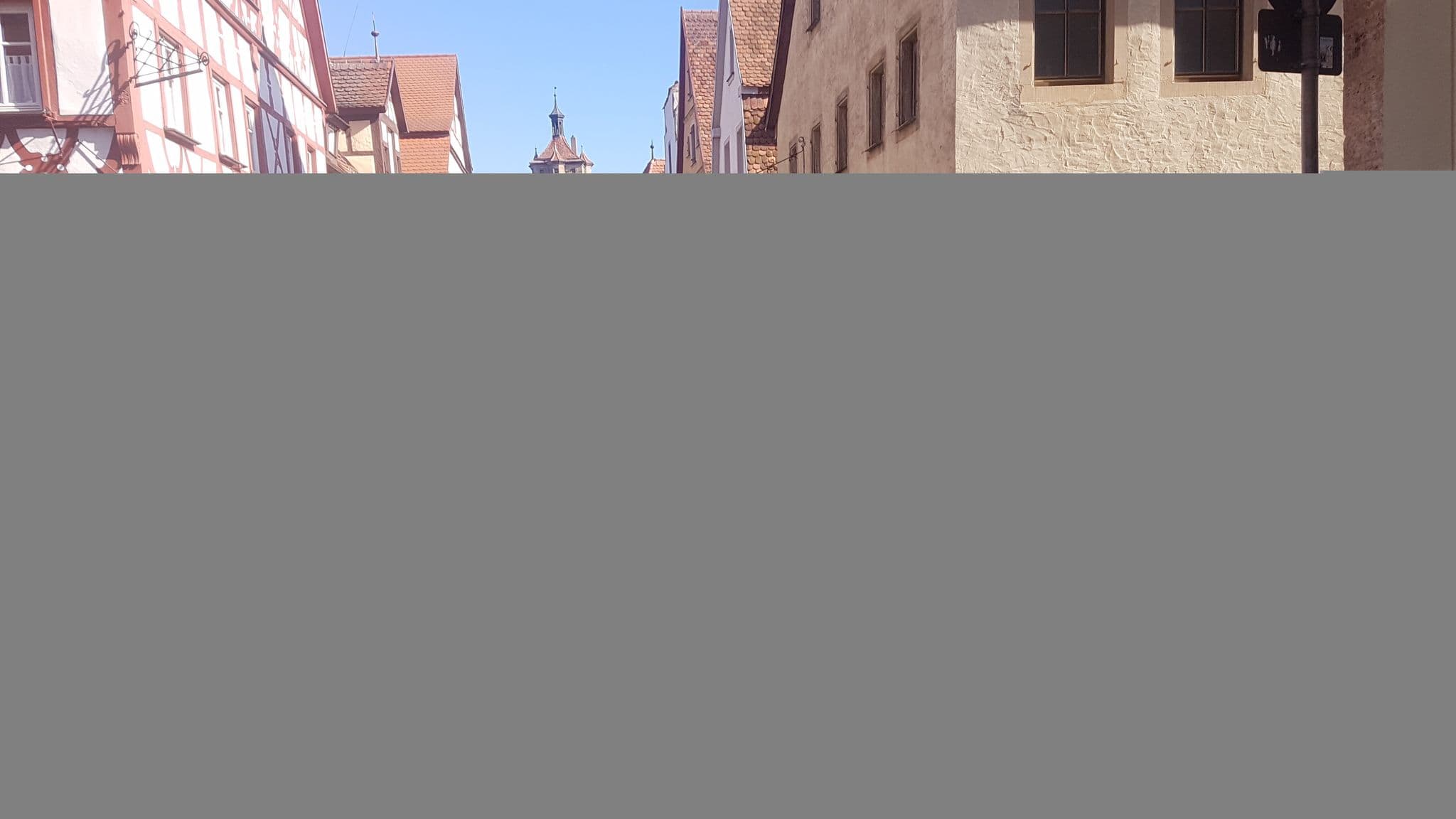 Street view near Gastehaus am Klosterhof, Rothenburg ob der Tauber — © changchun1 (CC BY-SA · Mapillary)