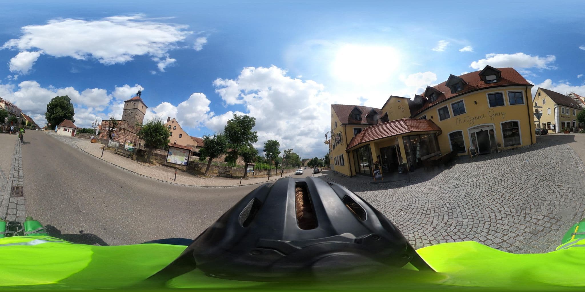 Street view near Landhotel Gary, Wolframs-Eschenbach — © Mobilitaetswerk (CC BY-SA · Mapillary)