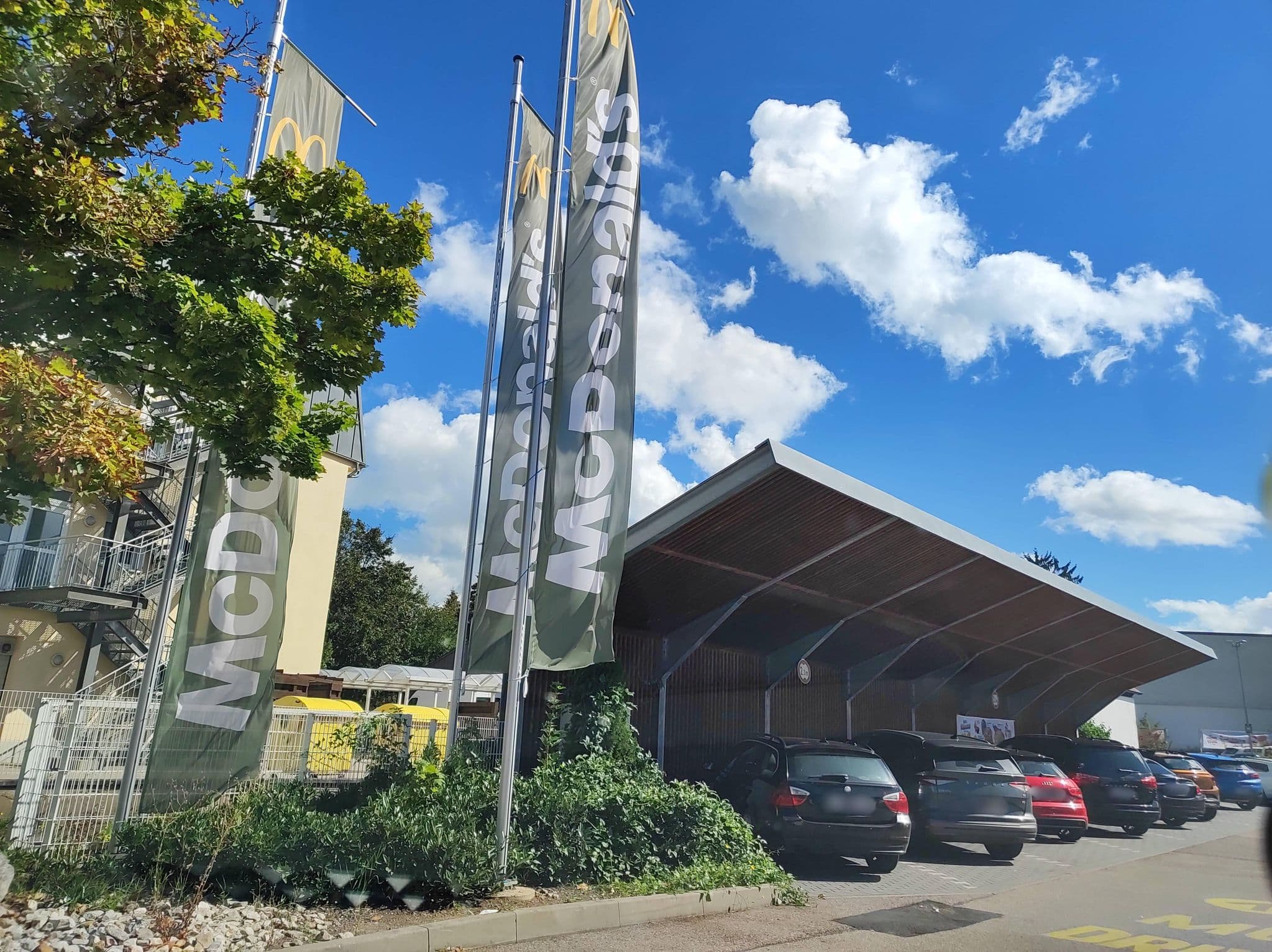 Street view near Hotel Christl, Ansbach — © msdess (CC BY-SA · Mapillary)