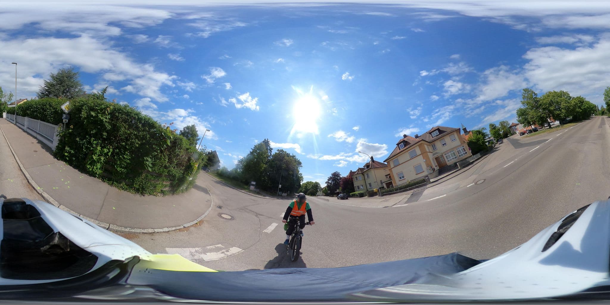 Street view near Pension Neue Heimat, Leutershausen — © Mobilitaetswerk (CC BY-SA · Mapillary)