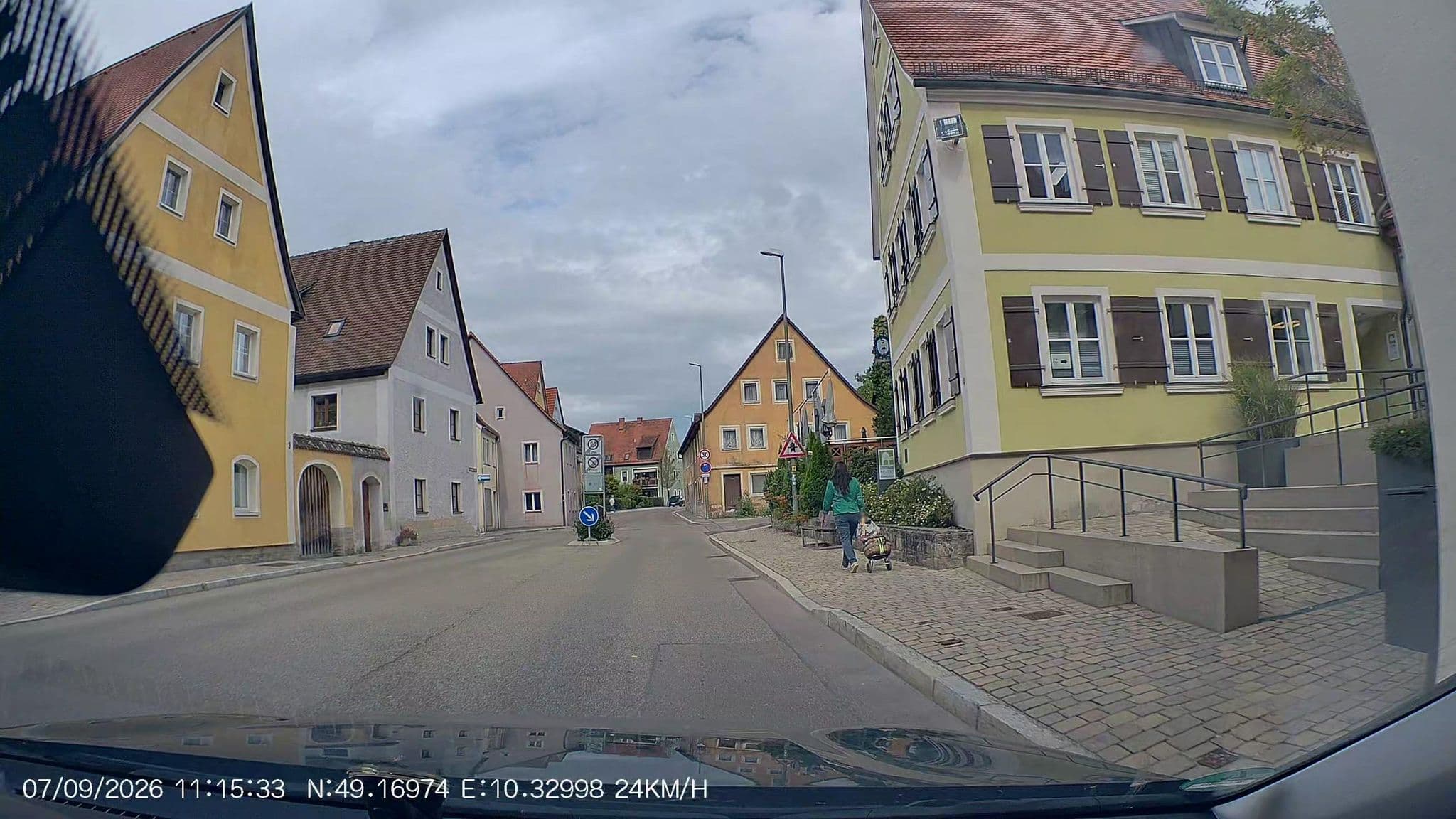 Street view near Wilder Mann, Feuchtwangen — © AR88 (CC BY-SA · Mapillary)