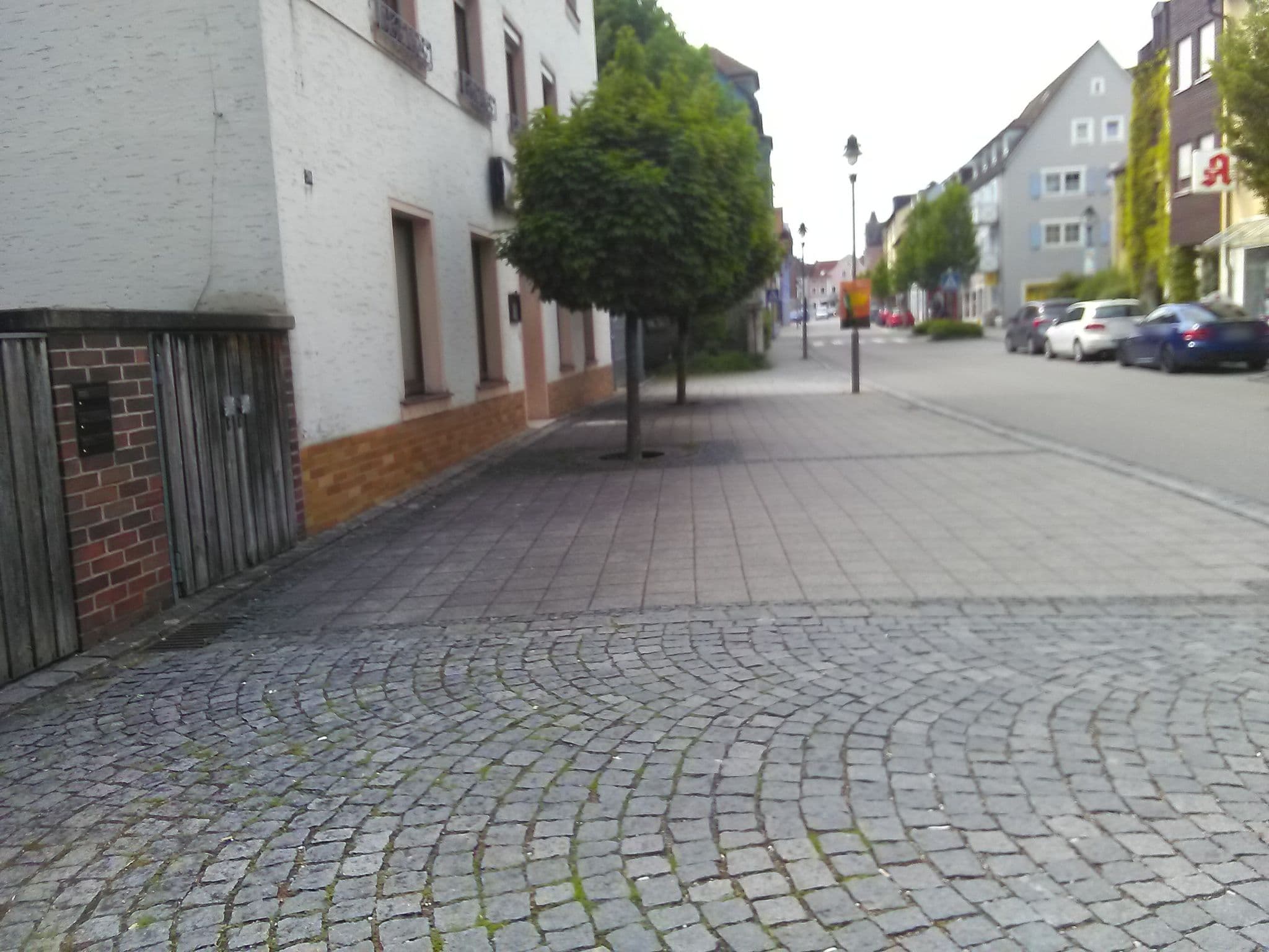 Street view near Krone Gasthof, Treuchtlingen — © bernd_niemann (CC BY-SA · Mapillary)