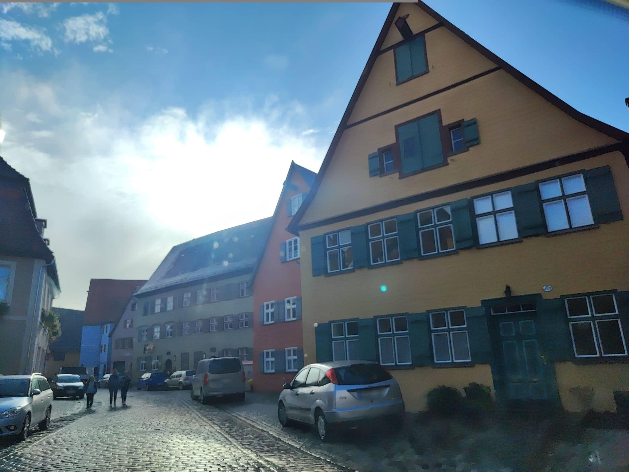 Street view near Gasthof Zum Goldenen Anker, Dinkelsbühl — © teddy73 (CC BY-SA · Mapillary)