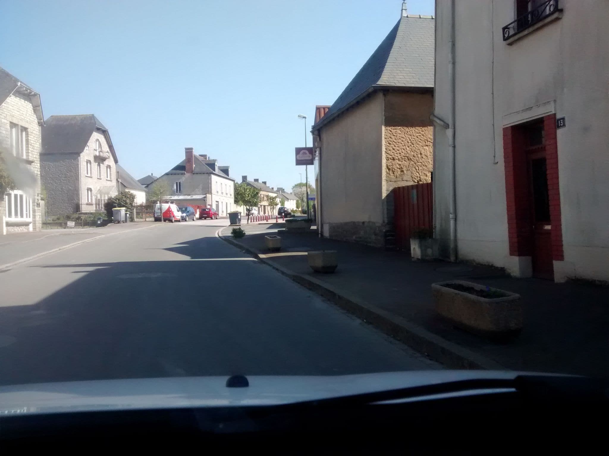 Street view near Le Relais de la Rance, Quédillac — © mgageo (CC BY-SA · Mapillary)