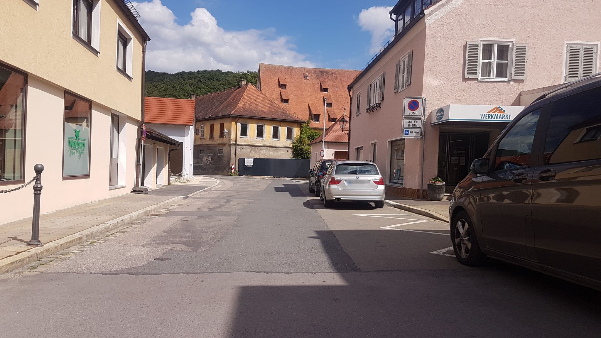 Street view near Gästehaus Engeler, Pappenheim — © changchun1 (CC BY-SA · Mapillary)