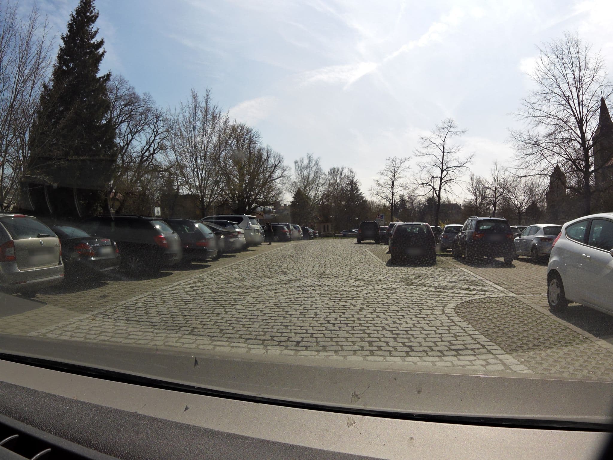 Street view near Hotel Hornburg, Rothenburg ob der Tauber — © zoegglmeyr (CC BY-SA · Mapillary)