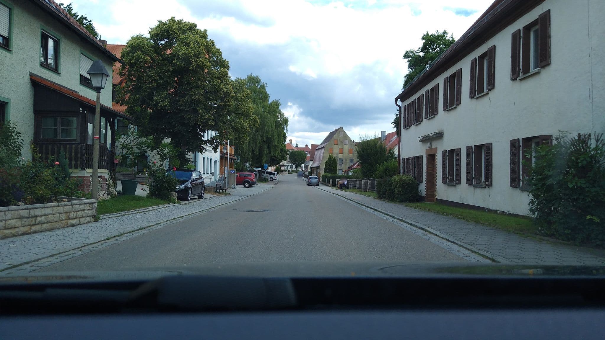 Street view near Heinrichmeier Ferienwohnung, Absberg — © mike409 (CC BY-SA · Mapillary)