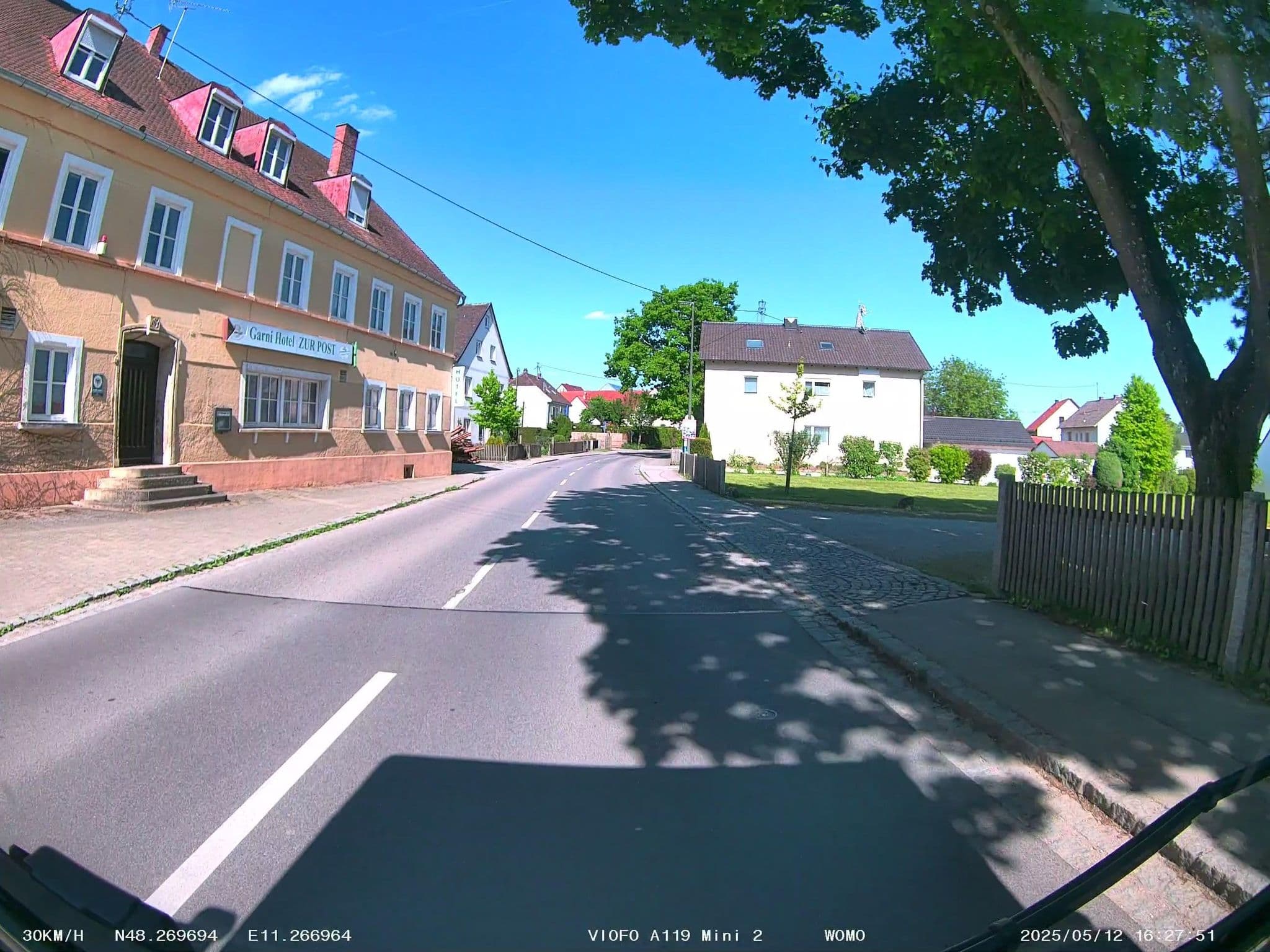 Street view near Garni Hotel zur Post, Sulzemoos — © soulcover (CC BY-SA · Mapillary)