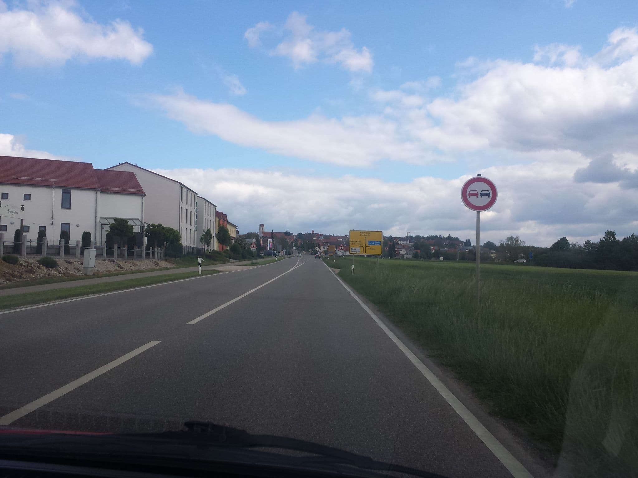 Street view near Hotel Meli, Ingolstadt — © renade (CC BY-SA · Mapillary)