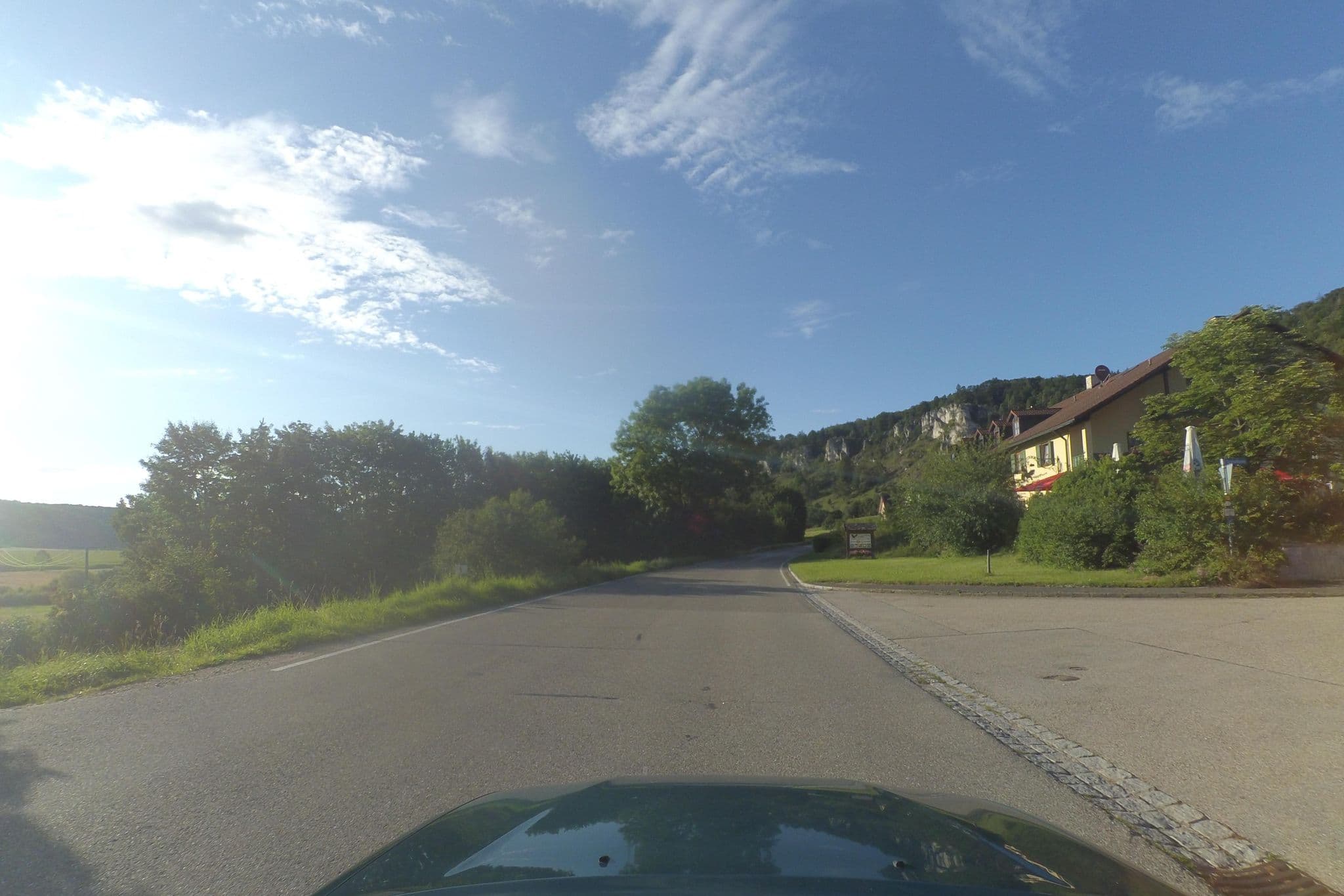 Street view near Hotel Landgasthof zum Raben, Greding — © wegatest (CC BY-SA · Mapillary)