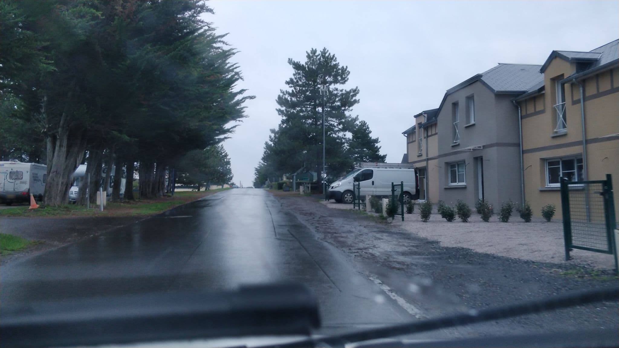 Street view near Aire camping car Saint-Martin de Bréhal, Bréhal — © mgageo (CC BY-SA · Mapillary)