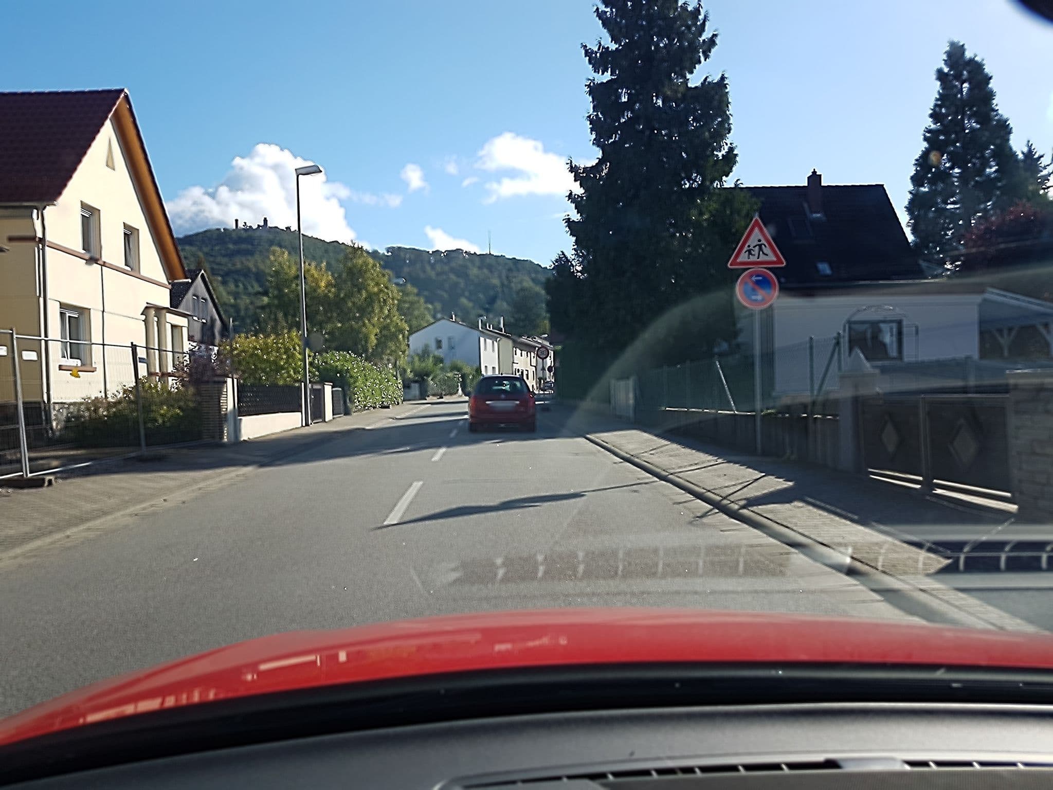 Street view near Ferienwohnung Brückweg, Zwingenberg — © changchun1 (CC BY-SA · Mapillary)