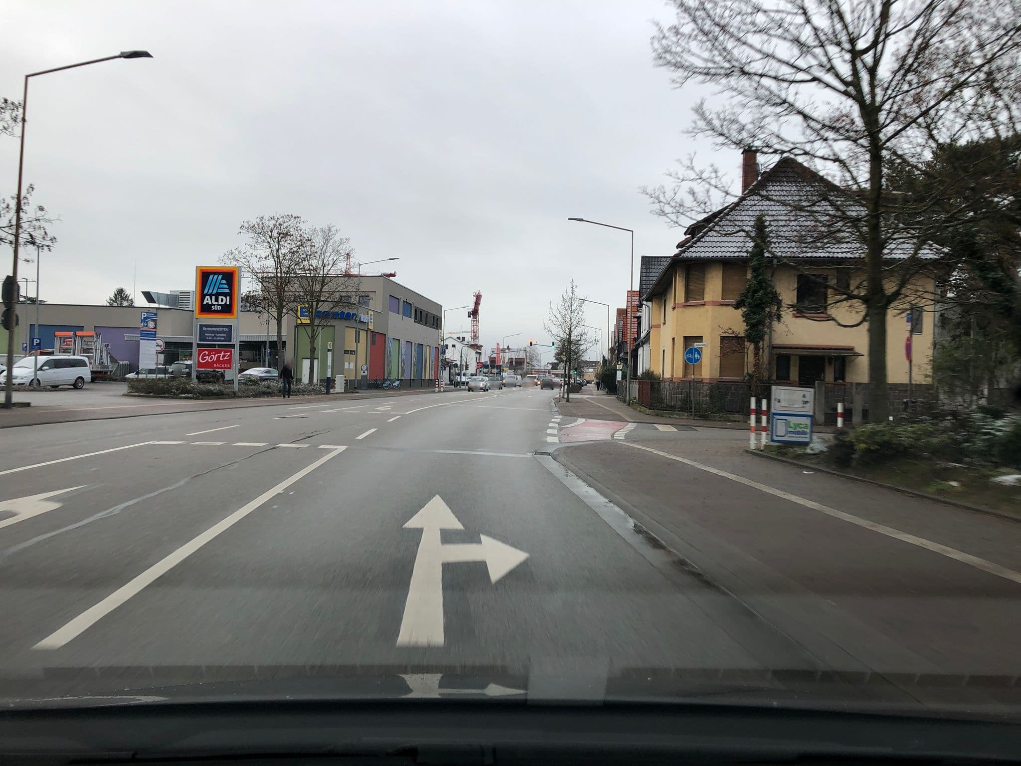 Street view near Mercure Hotel, Bensheim — © knistertoni (CC BY-SA · Mapillary)