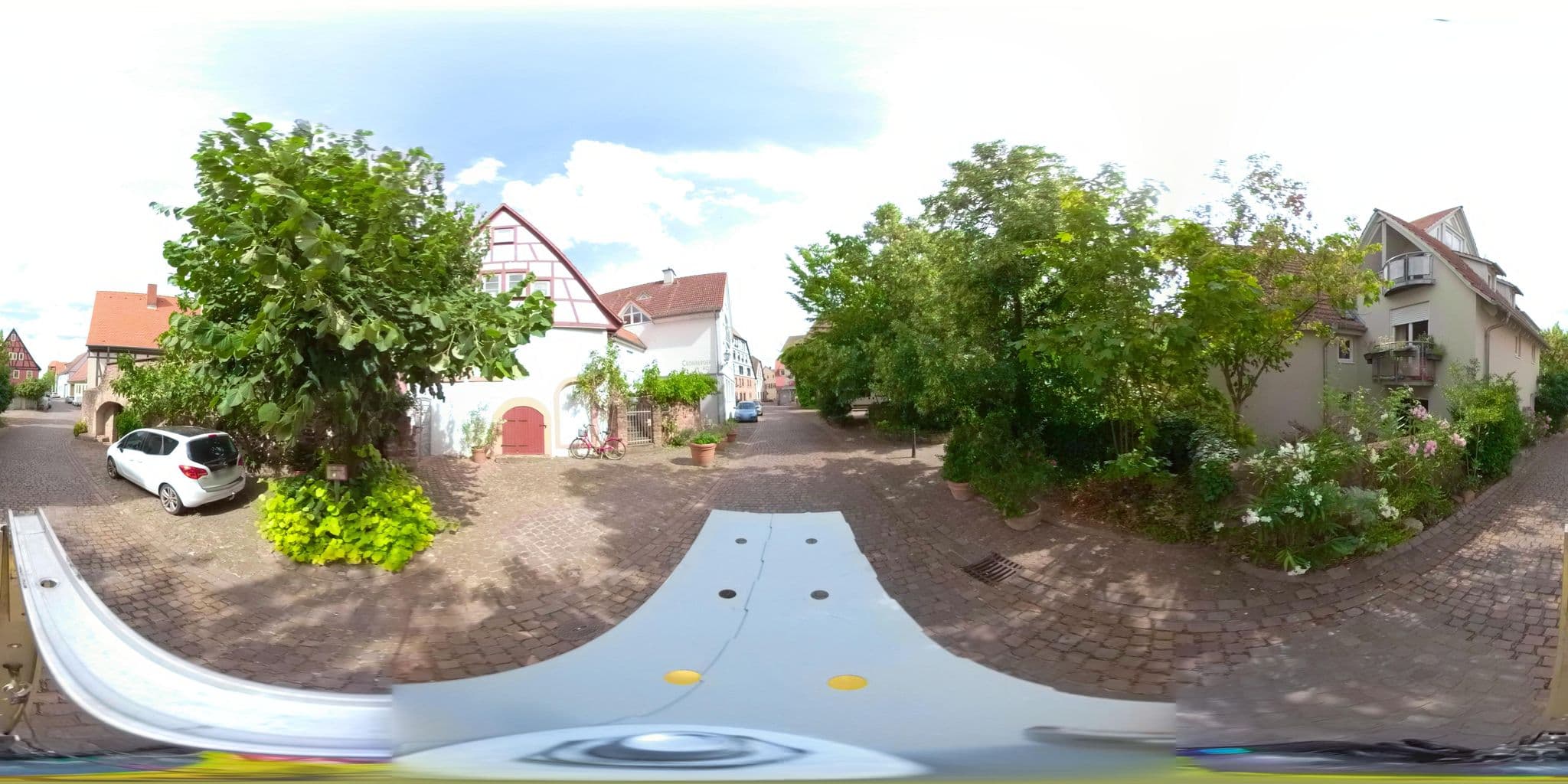 Street view near Ferienwohnung nahe Heidelberg, Ladenburg, Ladenburg — © wegavision (CC BY-SA · Mapillary)