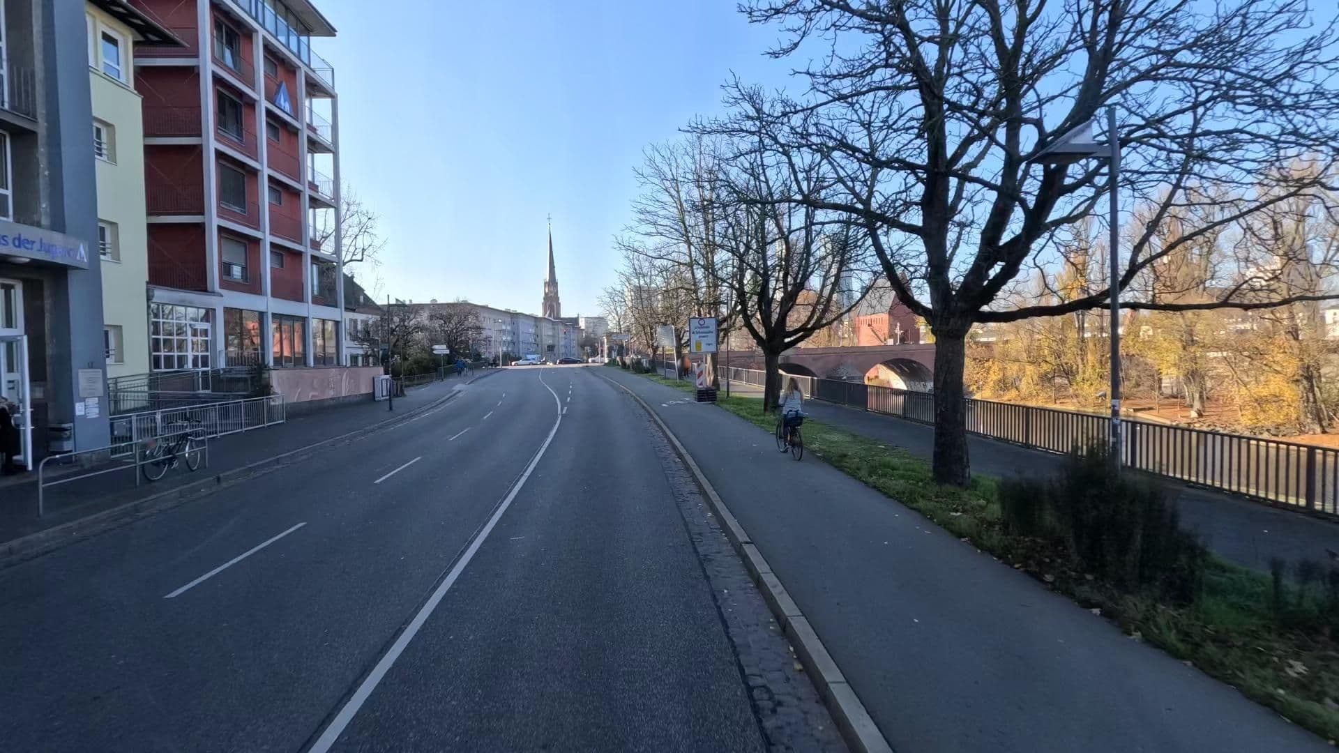 Street view near Frankfurt Hostel - Haus der Jugend, Frankfurt am Main — © bct (CC BY-SA · Mapillary)