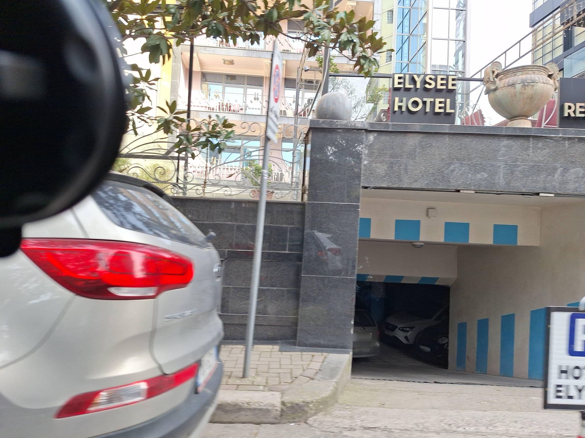 Street view near Hotel Elysee, Tirana