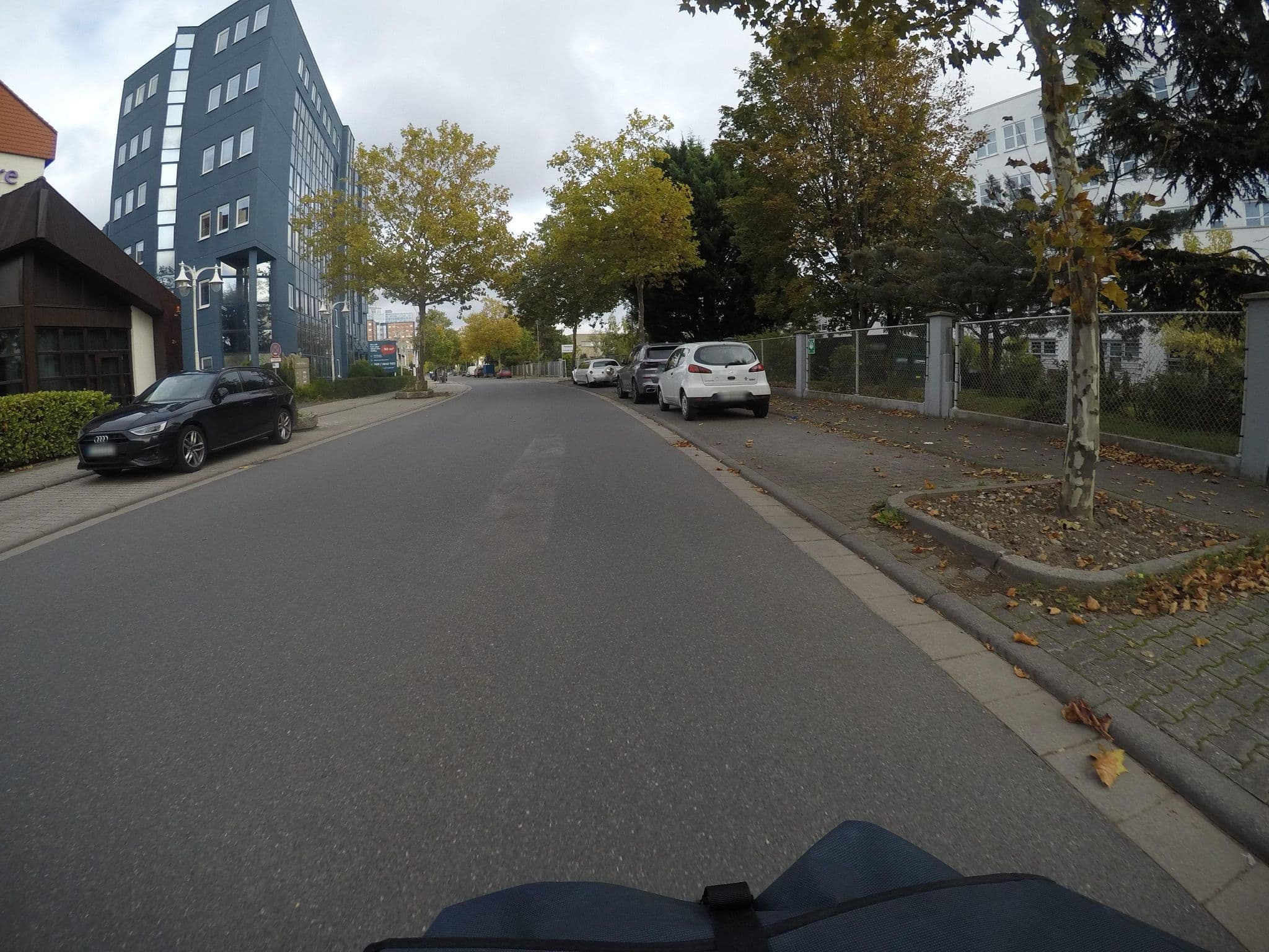 Street view near Restaurant Maxx, Langen — © mfa (CC BY-SA · Mapillary)