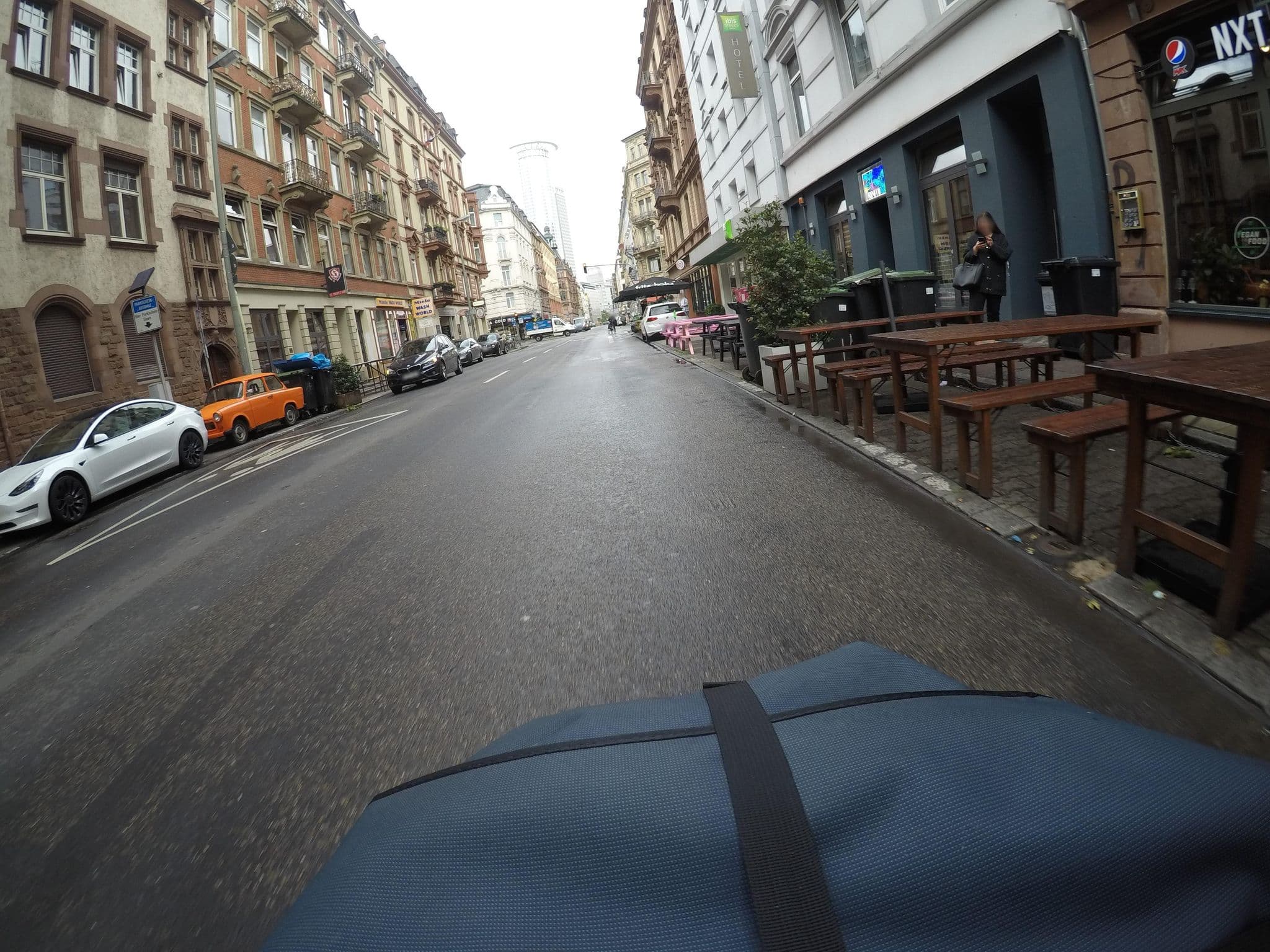 Street view near ibis Styles Frankfurt City, Frankfurt am Main — © mfa (CC BY-SA · Mapillary)