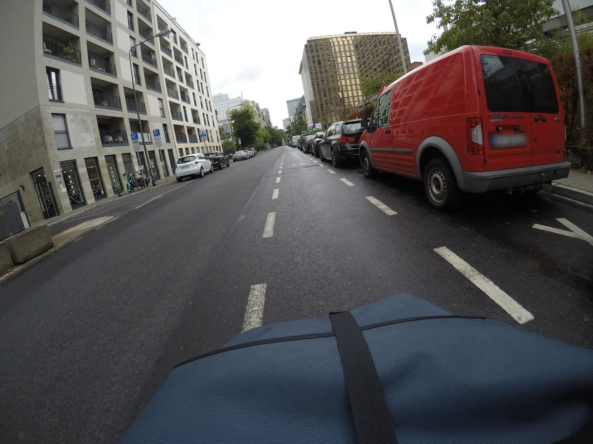 Street view near Danube Hotels Betriebsgesellschaft, Frankfurt am Main — © mfa (CC BY-SA · Mapillary)
