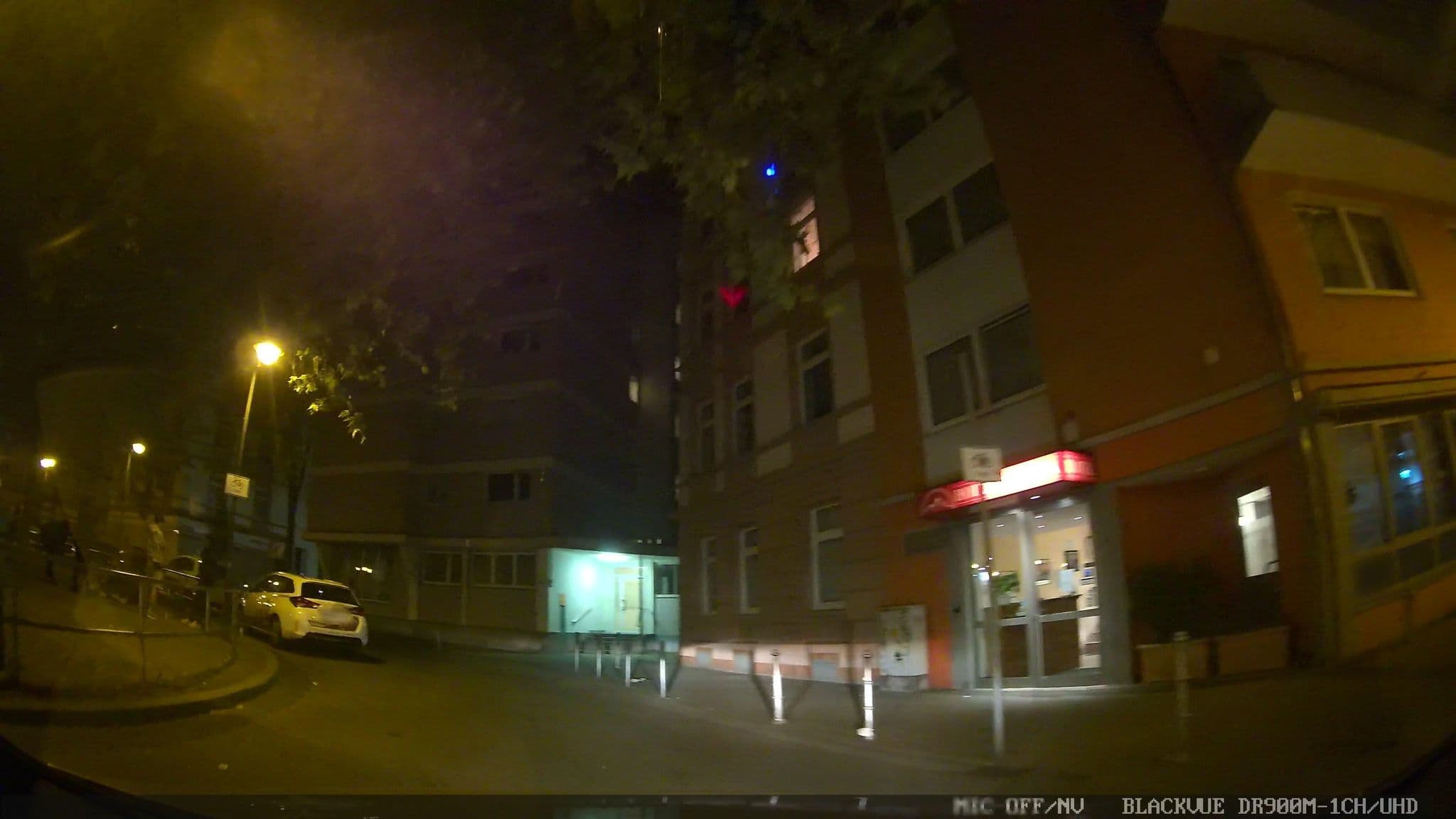 Street view near Hotel Himalaya, Gallus — © chuck (CC BY-SA · Mapillary)