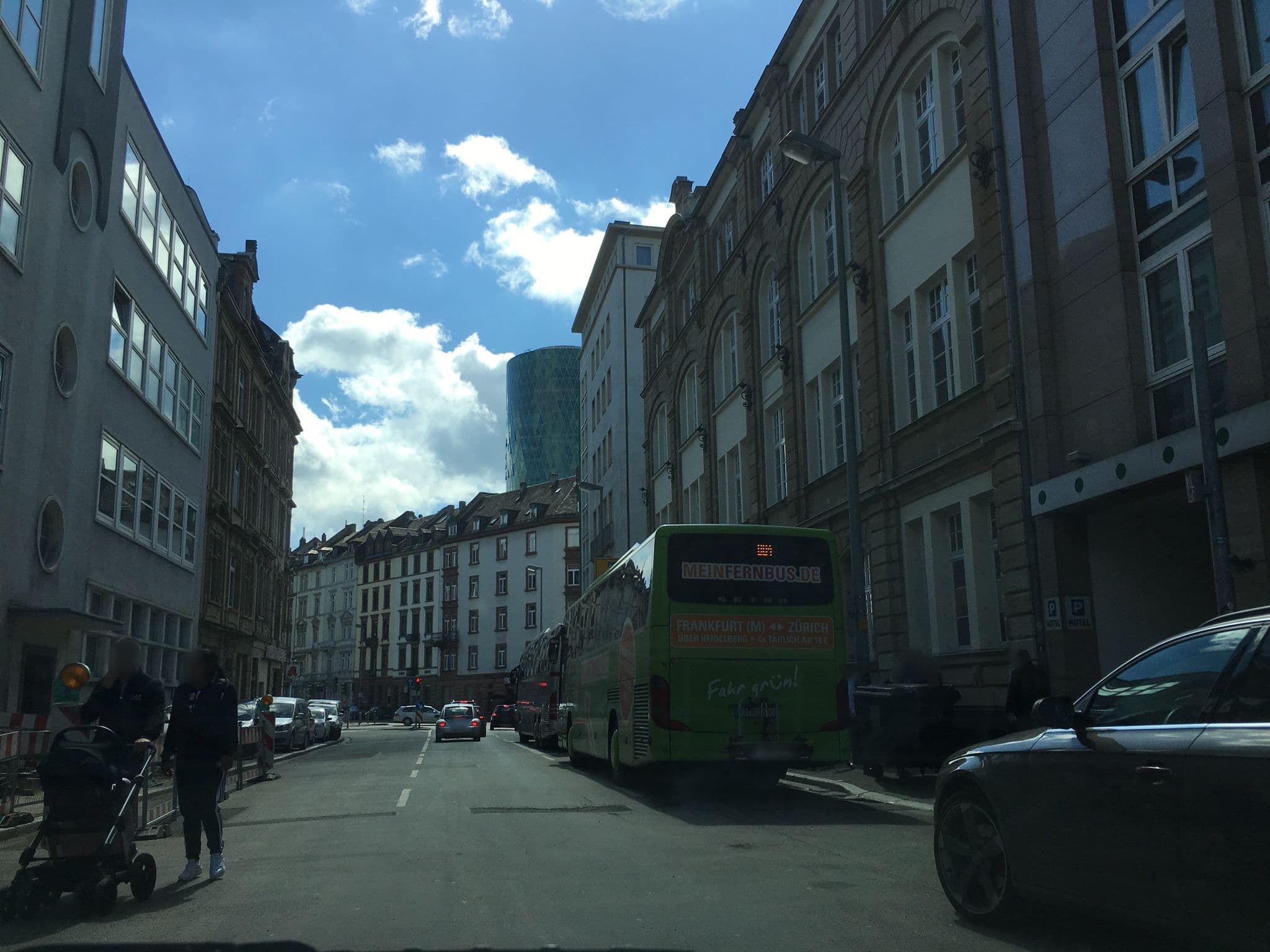 Street view near Hotel Minerva, Frankfurt am Main — © foxman (CC BY-SA · Mapillary)
