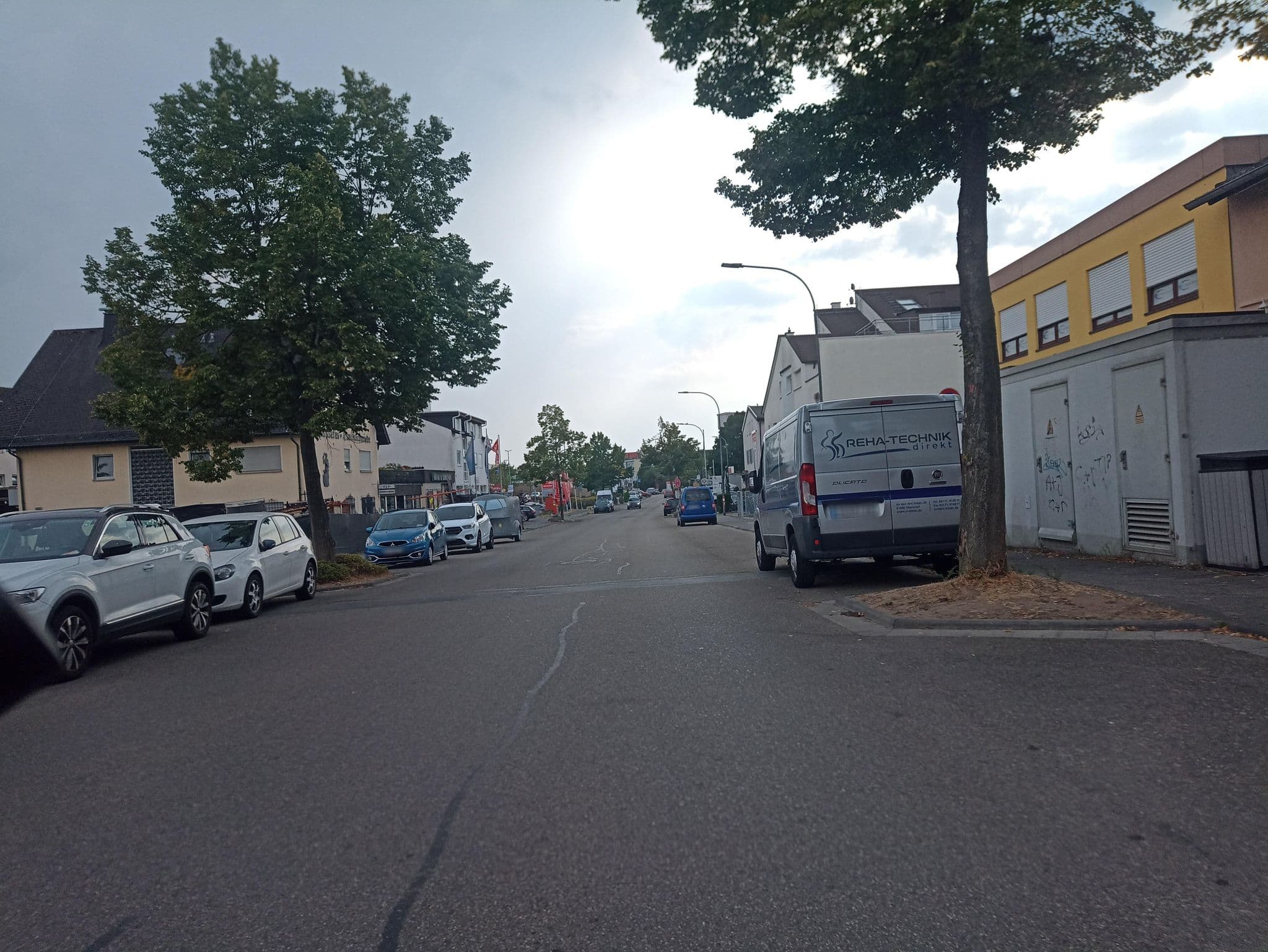 Street view near Hotel—Residenz Oberurseler Hof, Oberursel — © sungedoul (CC BY-SA · Mapillary)