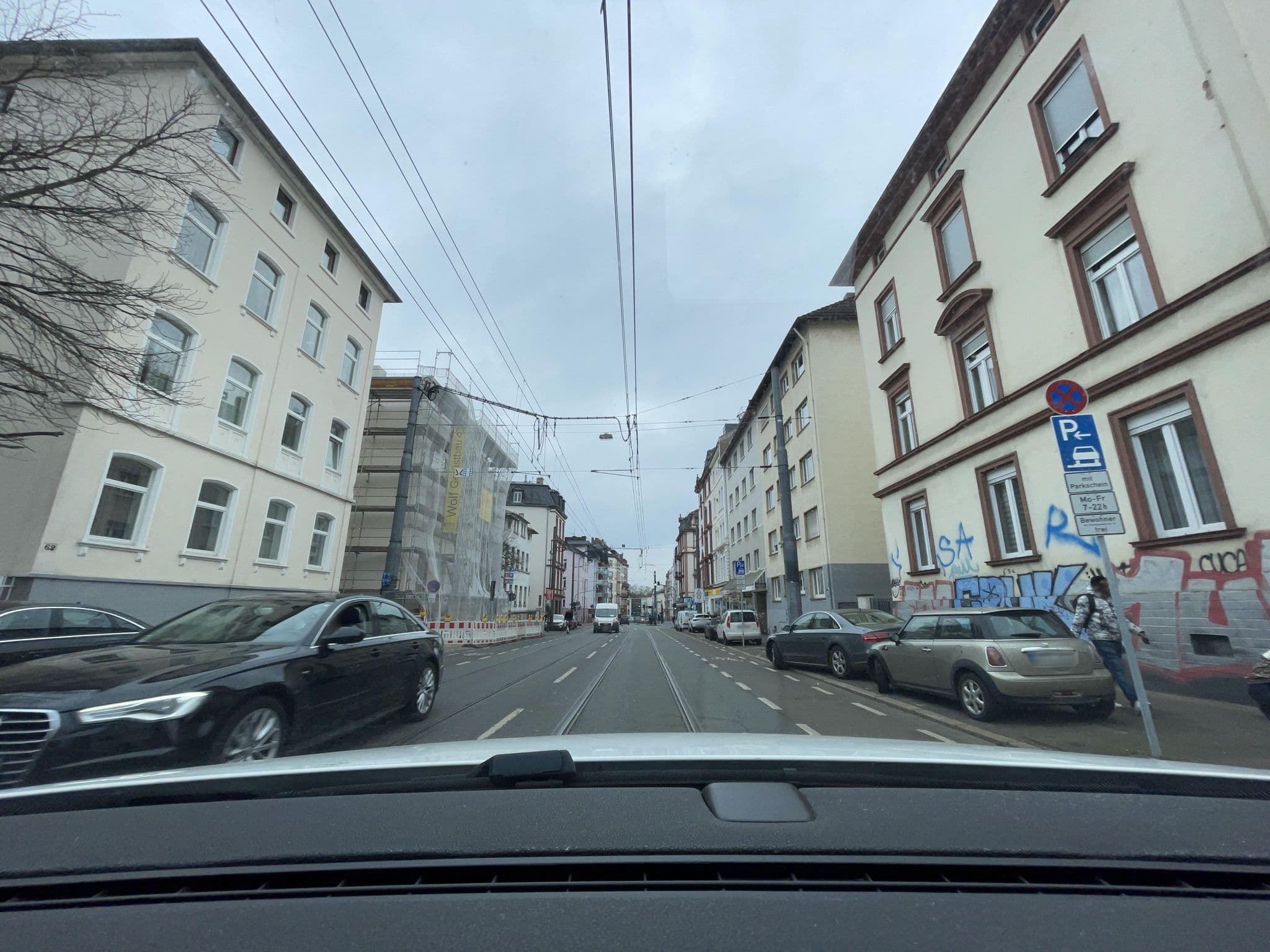 Street view near zesselstrasse 37, Frankfurt am Main — © luisa-ew (CC BY-SA · Mapillary)