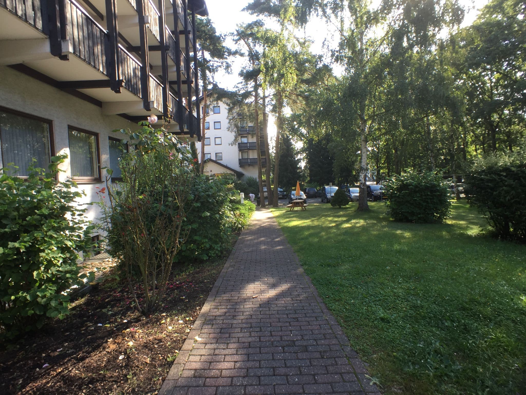 Street view near Atlantis Parkhotel Hotel-GmbH&co.betrie, Eppertshausen — © mapnerd_dk (CC BY-SA · Mapillary)