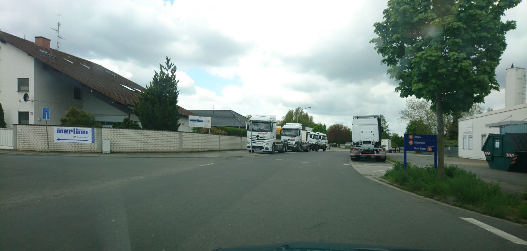 Street view near Hotel Noor, Rodgau — © wegavision (CC BY-SA · Mapillary)