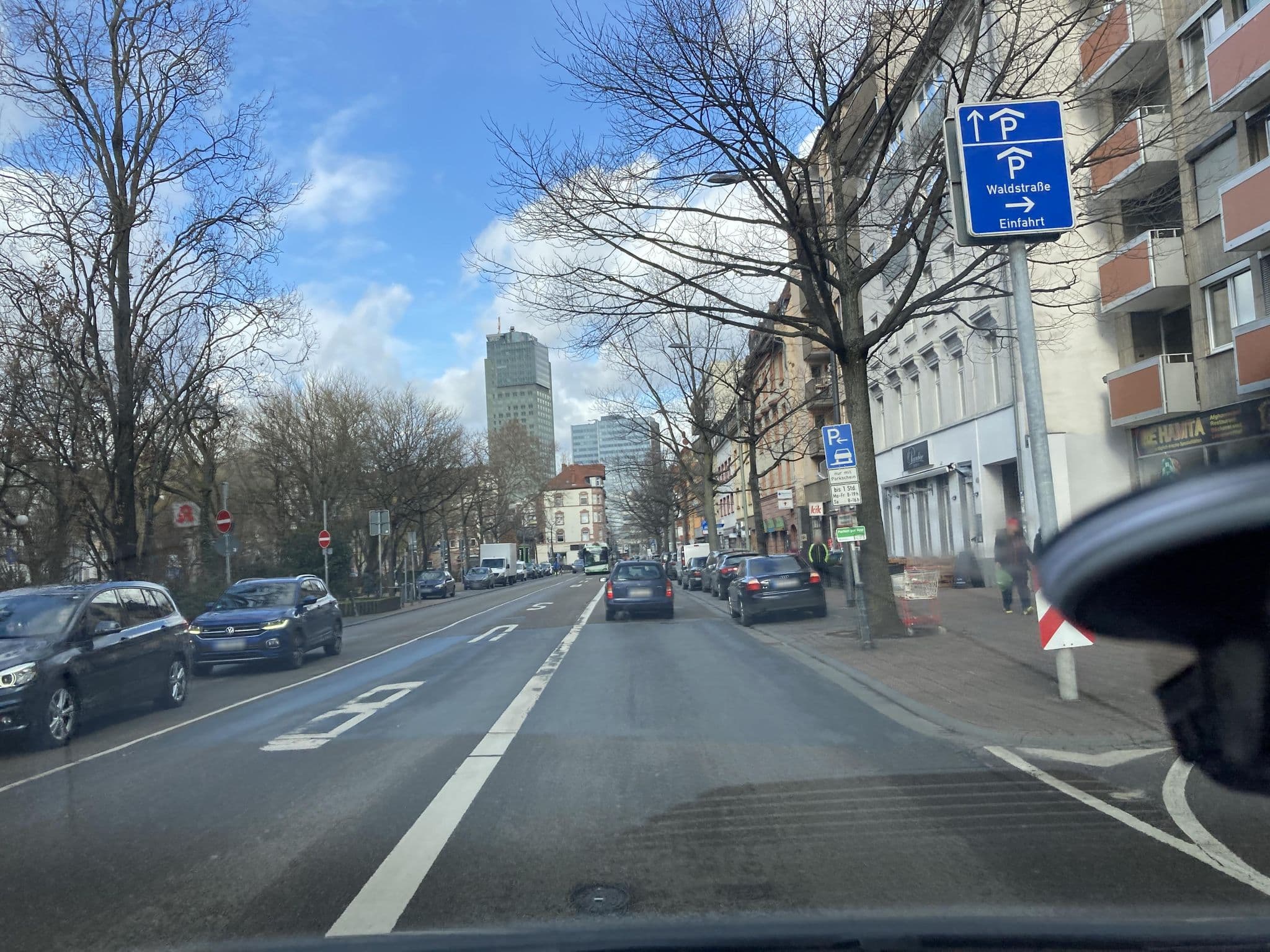 Street view near Apartment Sofia, Offenbach — © robffm (CC BY-SA · Mapillary)