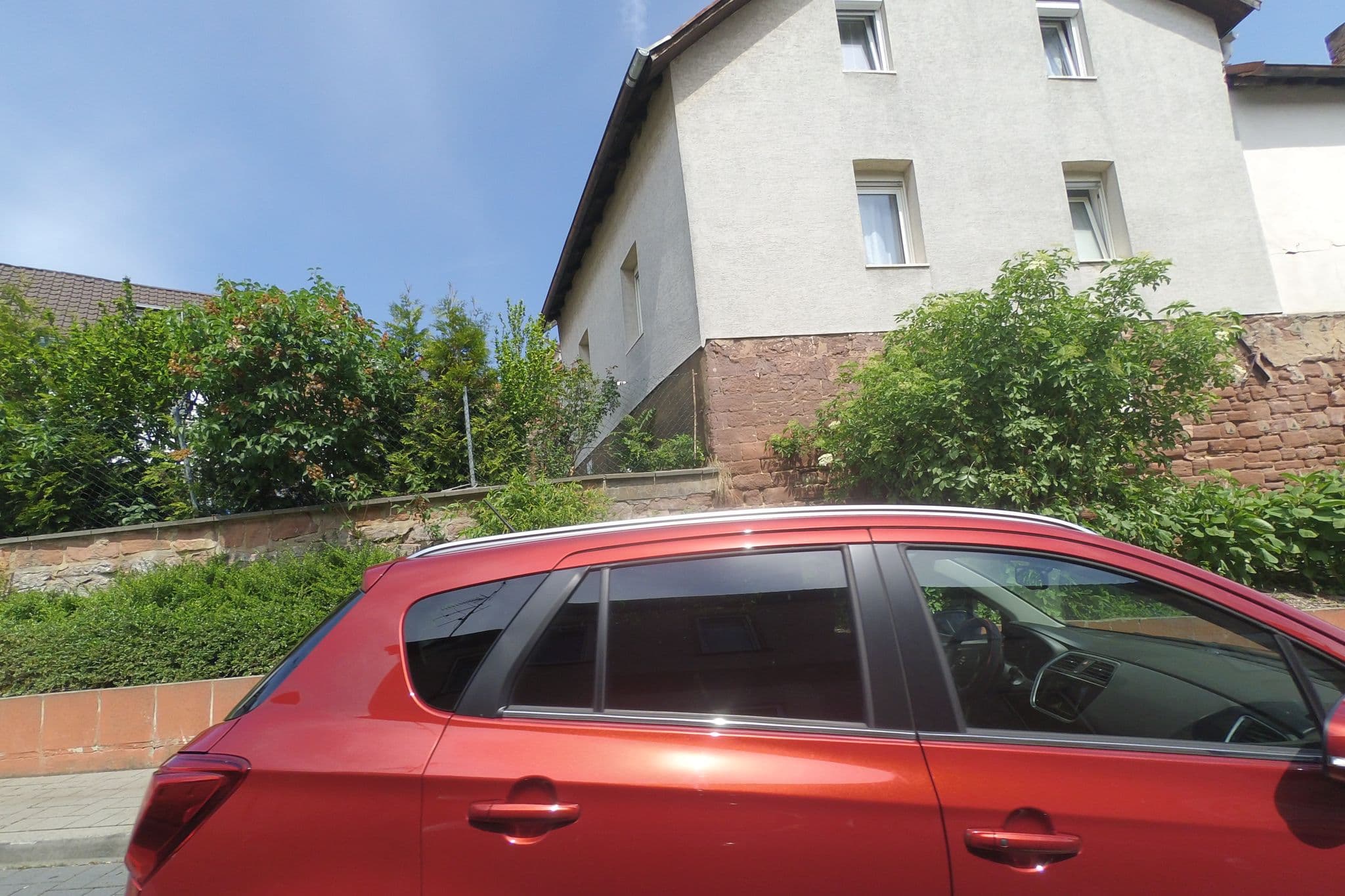 Street view near Ferienwohnung Nidderau, Nidderau — © wegavision (CC BY-SA · Mapillary)