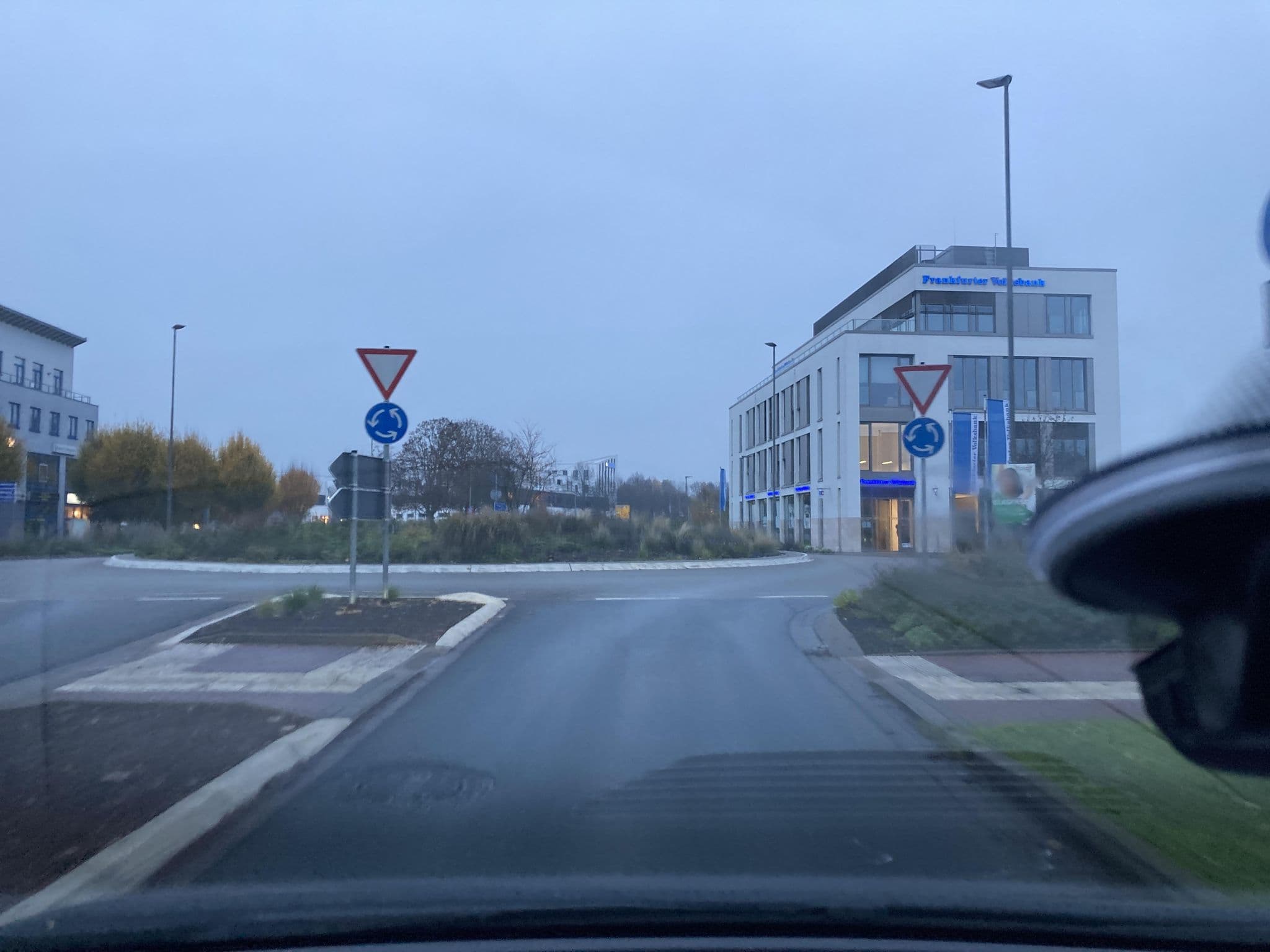 Street view near Comfort Hotel, Karben — © robffm (CC BY-SA · Mapillary)