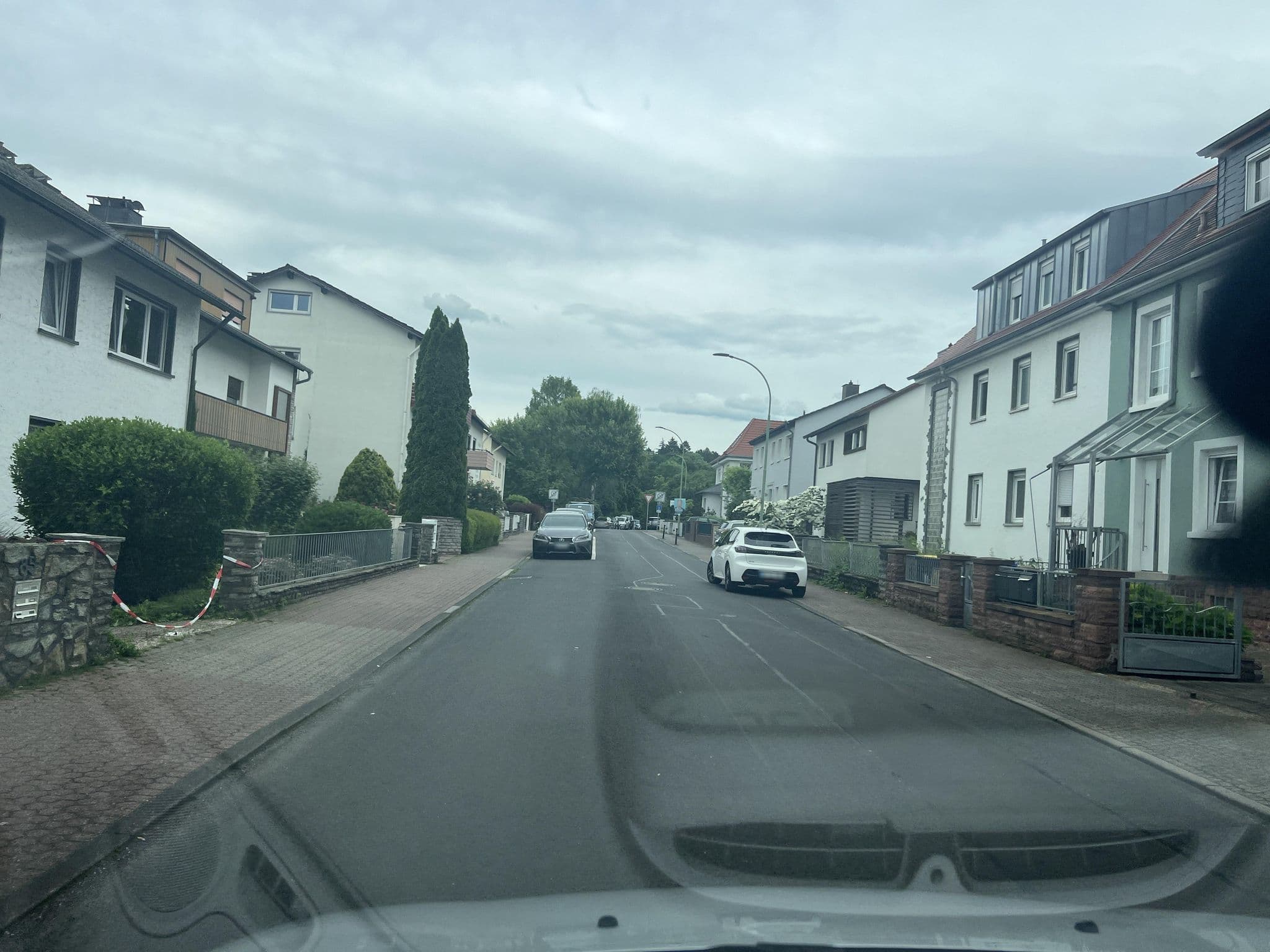 Street view near Röser, Bad Vilbel — © robffm (CC BY-SA · Mapillary)