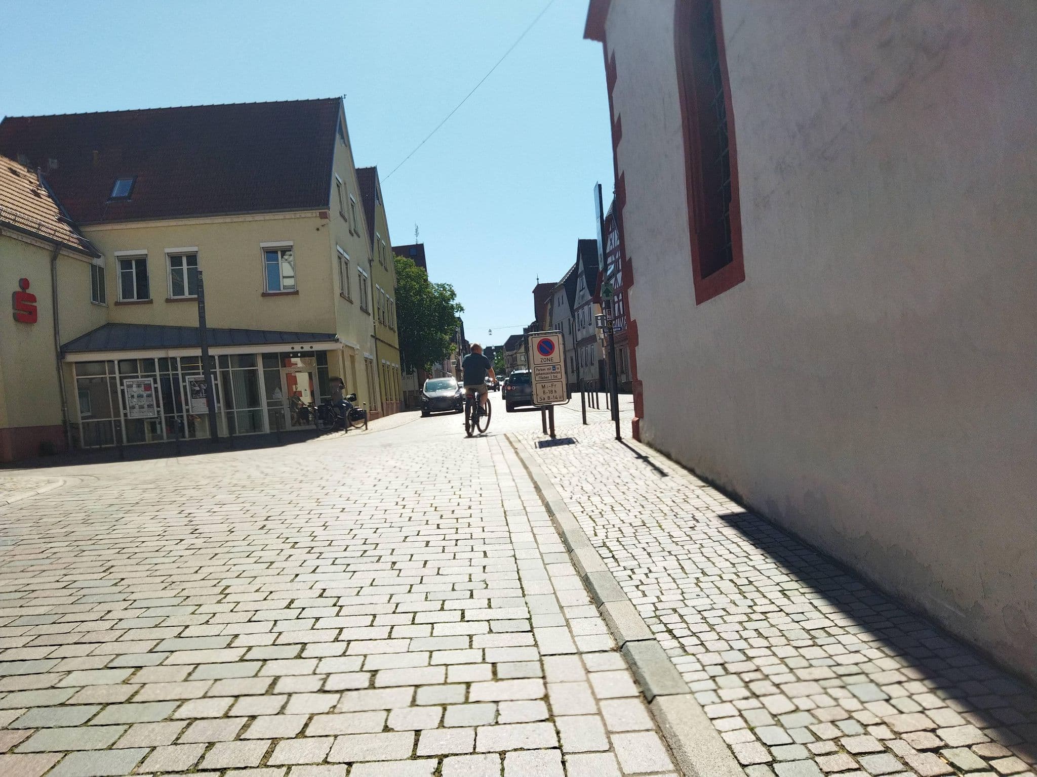Street view near Hotel Centgraf, Miltenberg — © changchun1 (CC BY-SA · Mapillary)