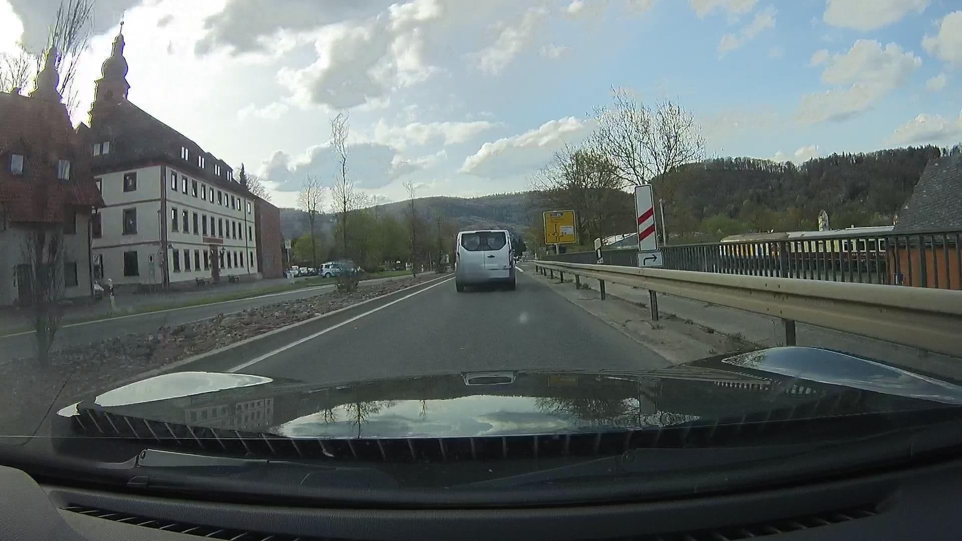 Street view near Schlafwagen-Hotel, Weilbach — © joachim_mueller (CC BY-SA · Mapillary)
