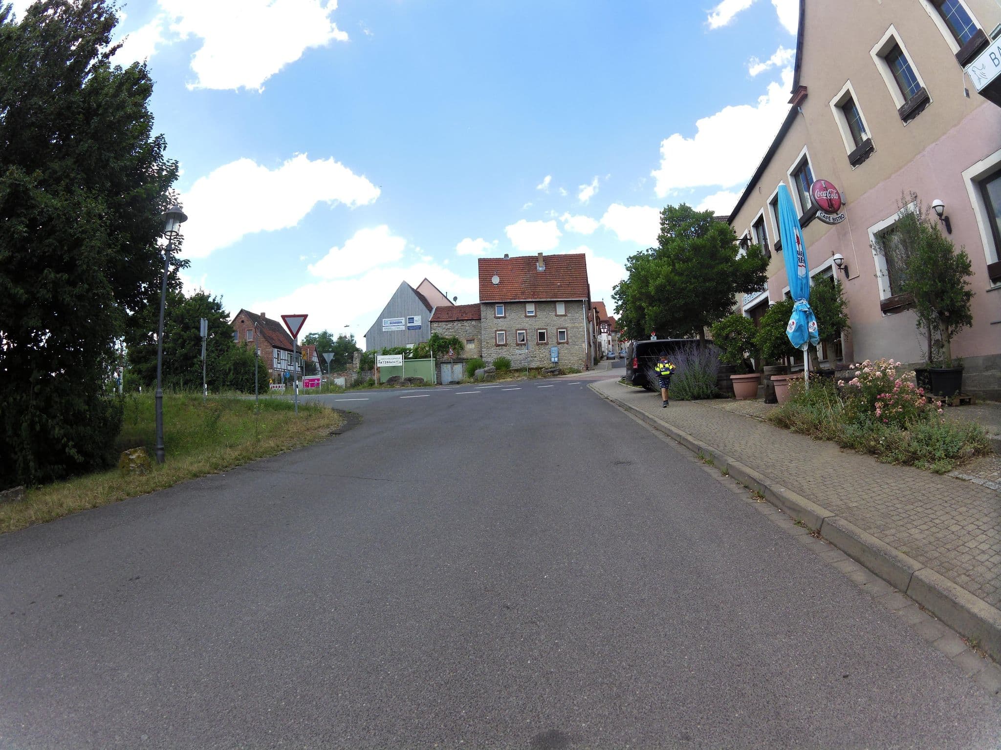 Street view near Vogelsang GmbH, Zellingen — © zoegglmeyr1 (CC BY-SA · Mapillary)
