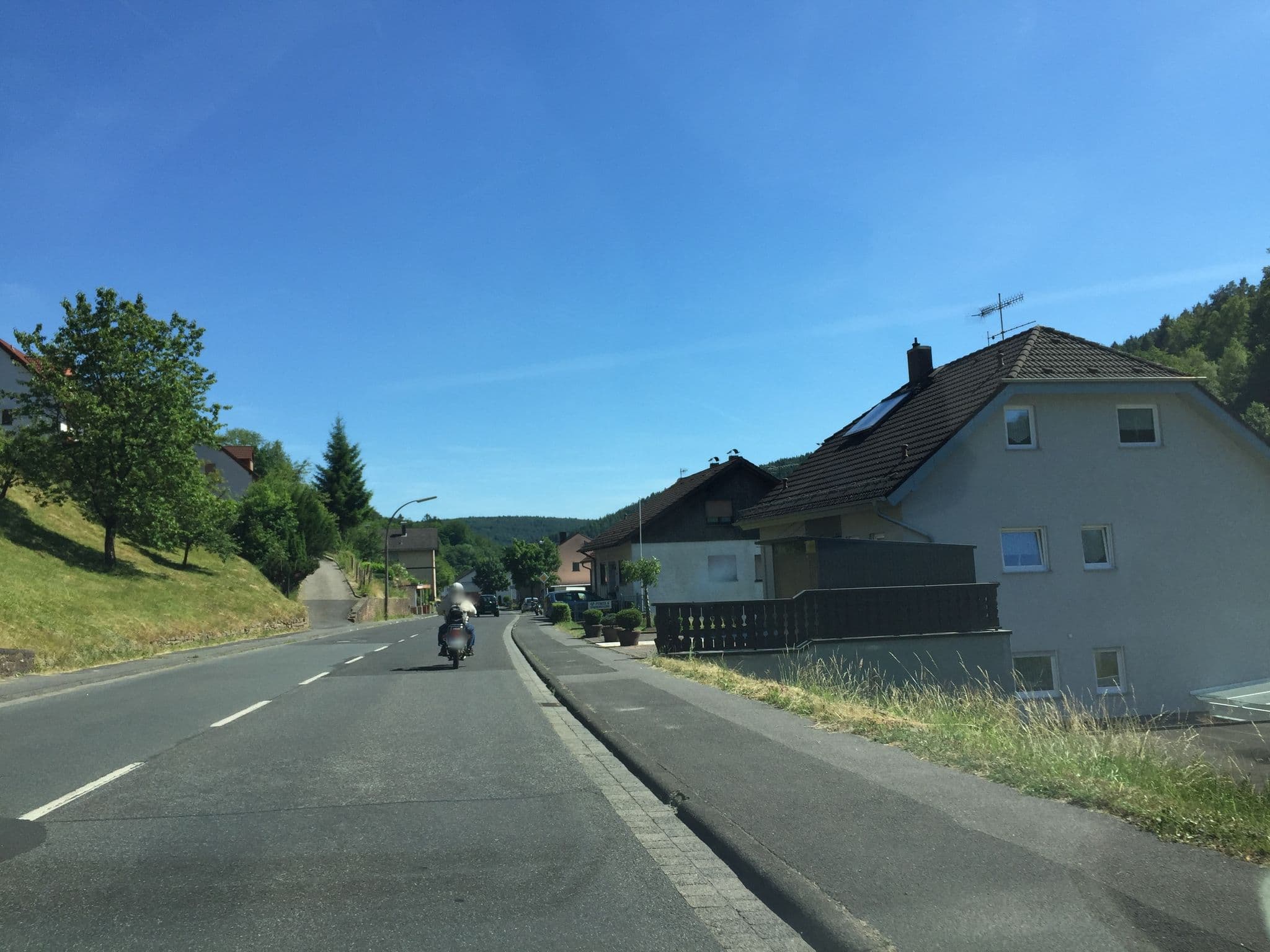 Street view near Schreck Emil Ferienwohnung, Schreck Waltraud, Mespelbrunn — © m_groebs (CC BY-SA · Mapillary)