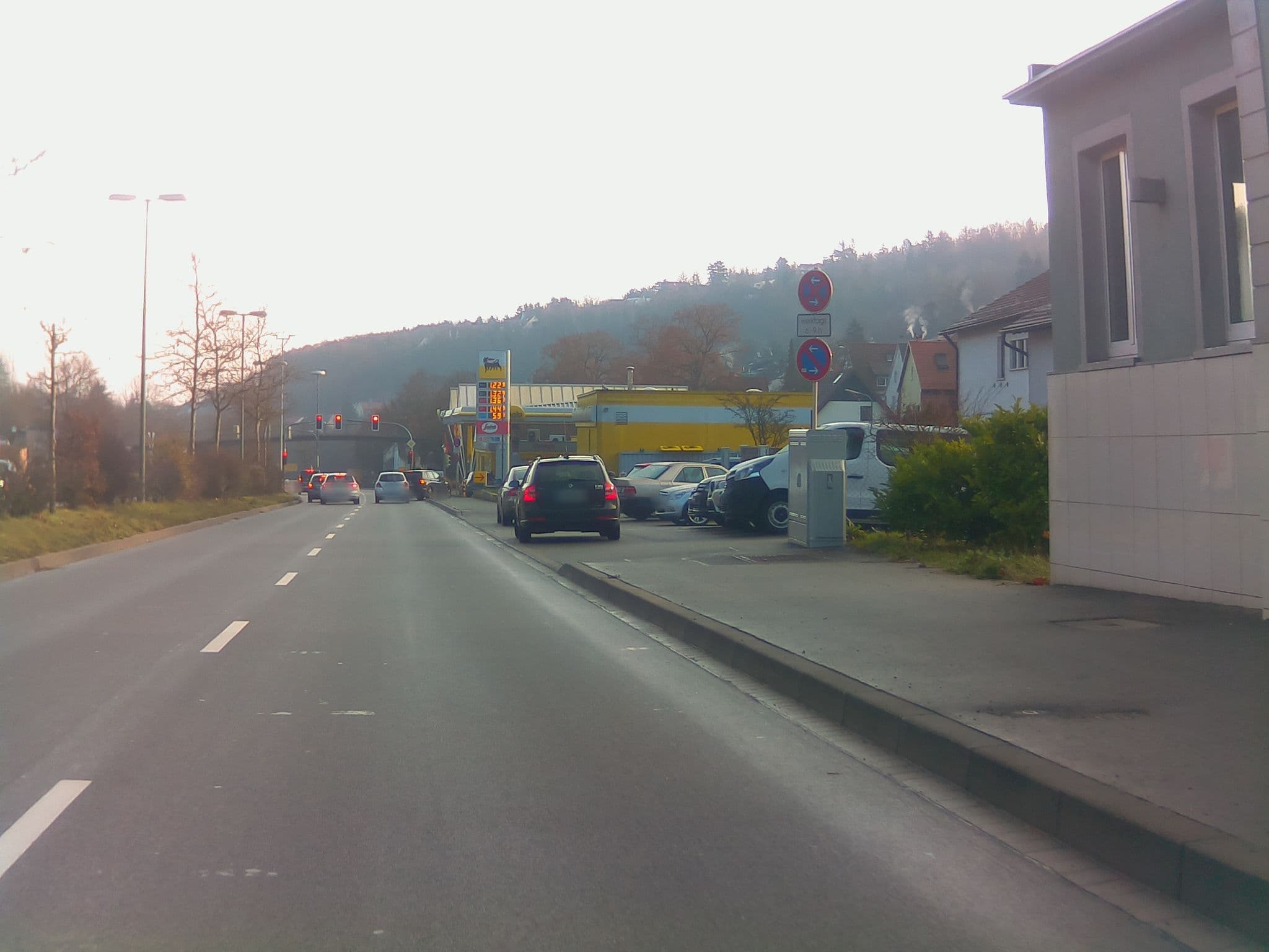 Street view near Frankenhof, Höchberg — © ramap (CC BY-SA · Mapillary)
