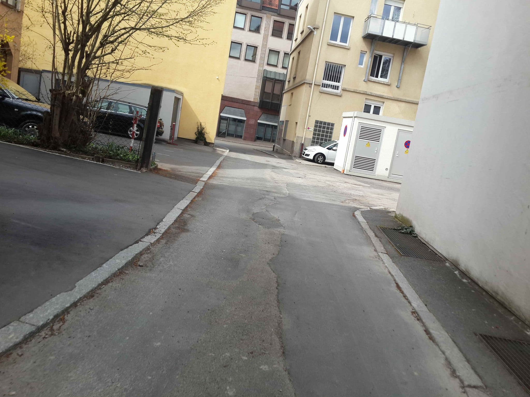 Street view near Hotel Victoria, Bad Mergentheim — © changchun1 (CC BY-SA · Mapillary)
