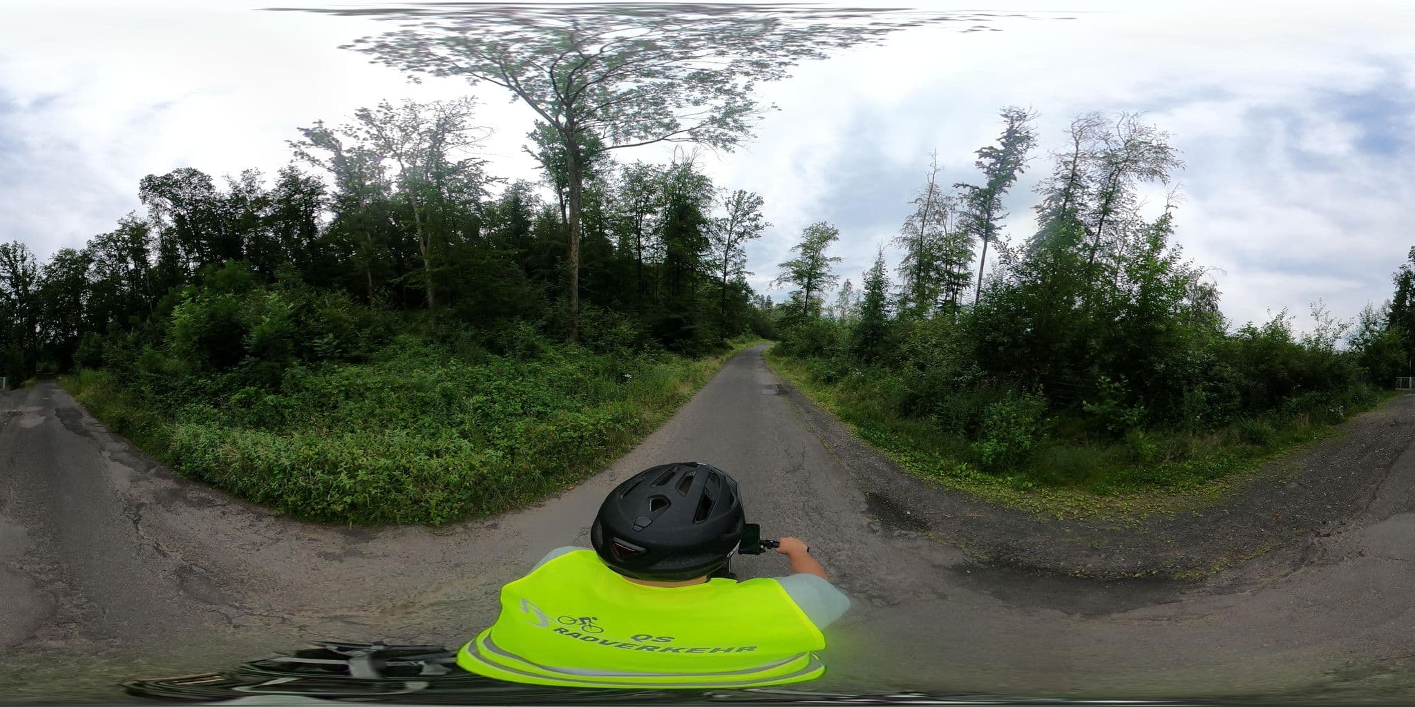 Street view near Hotel Hufeisenhof, Geiselbach — © Planungsgesellschaft_RV-K_MB (CC BY-SA · Mapillary)