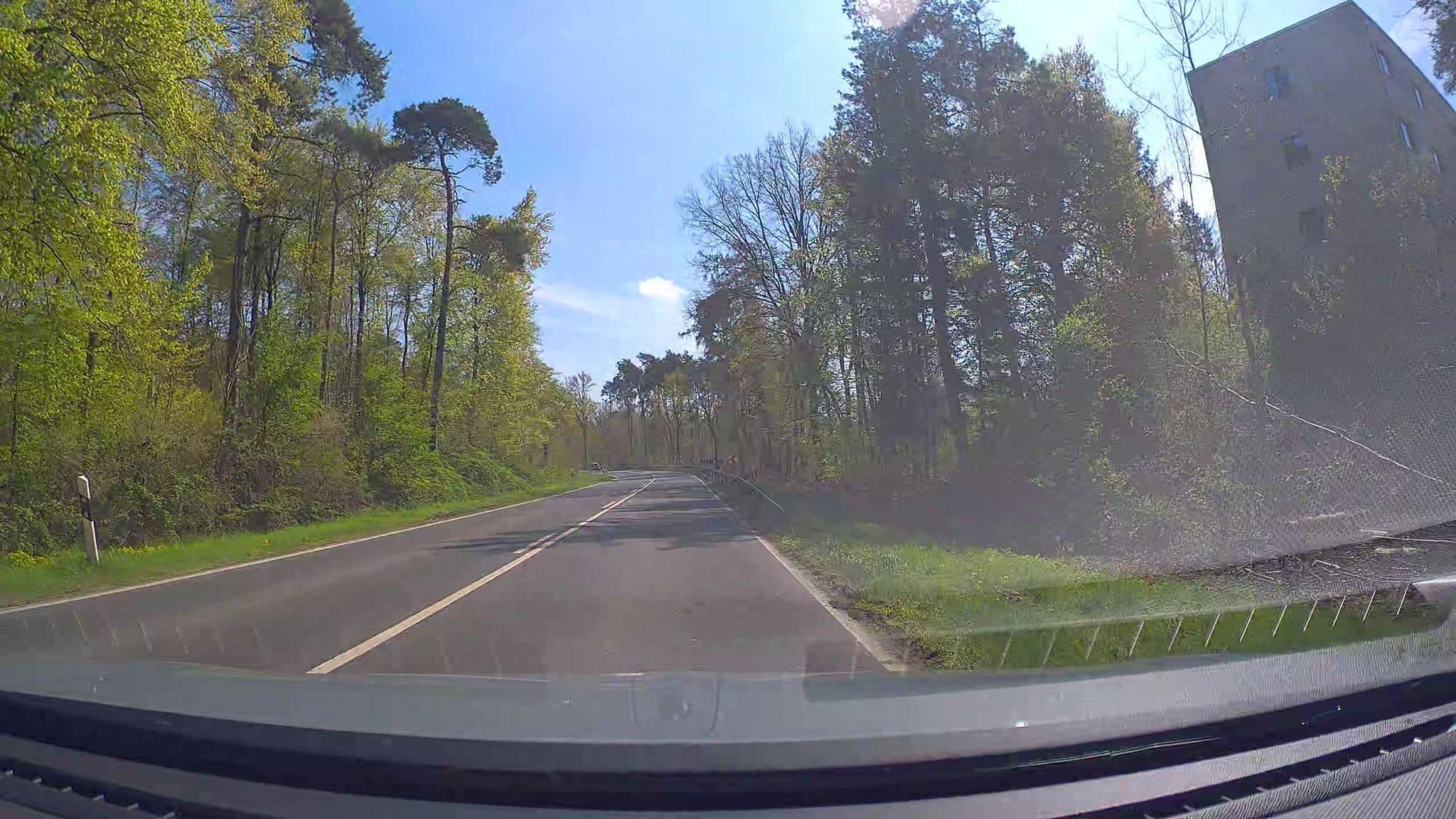 Street view near Axxe Motel Weiskirchen Nord Rodgau, Rodgau — © poxonline (CC BY-SA · Mapillary)
