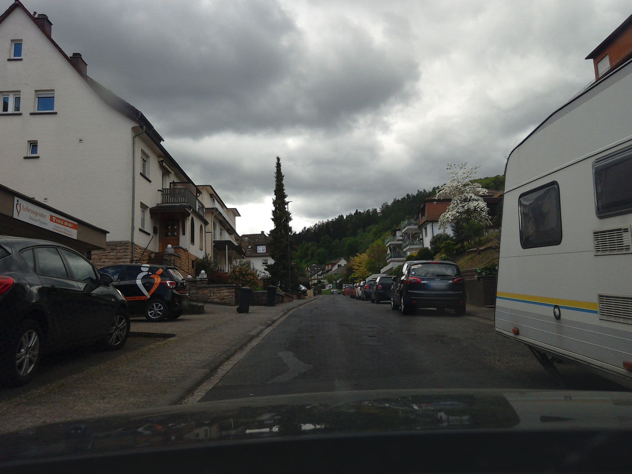 Street view near Haus Weißtanne, Bad Orb — © igdb (CC BY-SA · Mapillary)